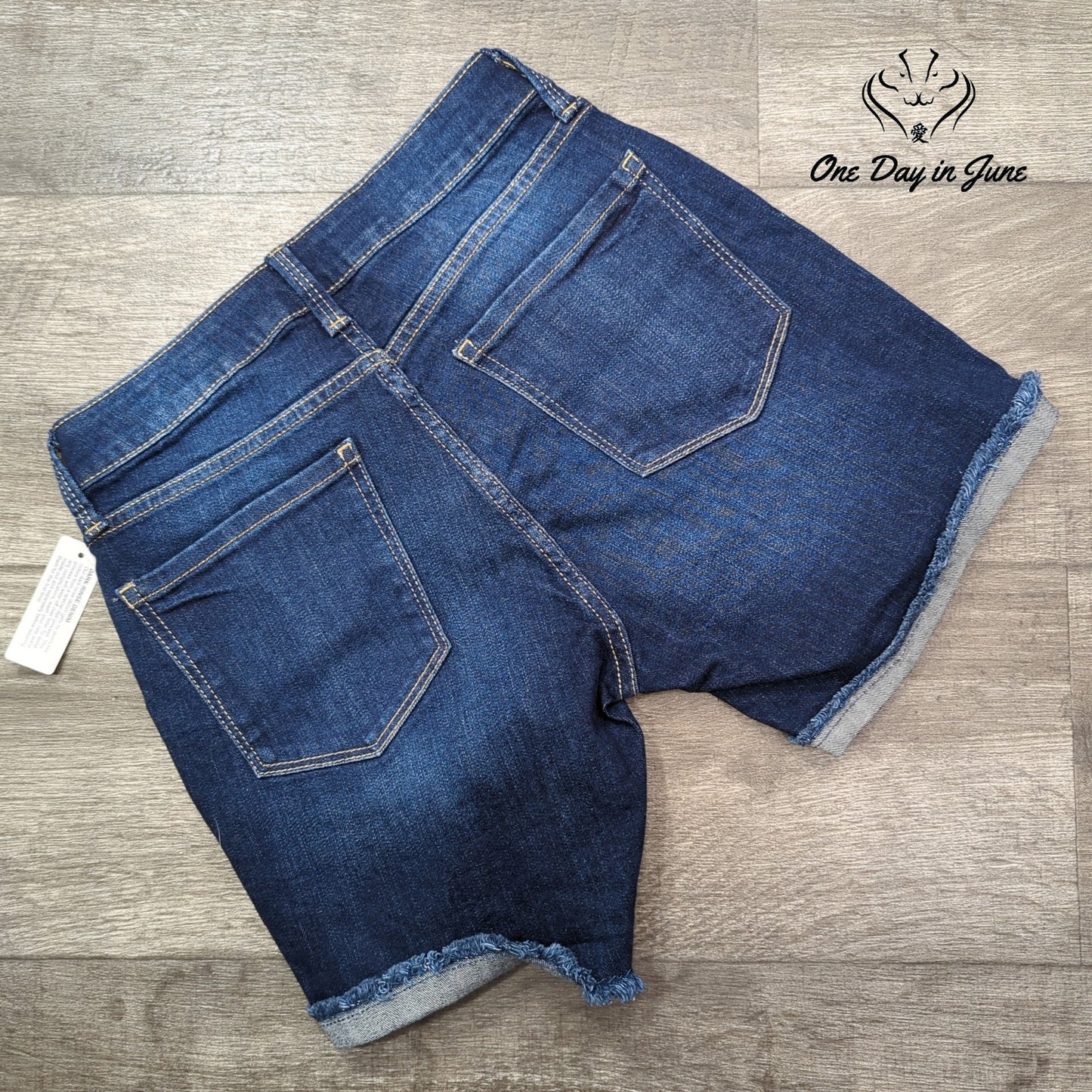 Arizona Jean Co. Juniors Midi 4.5" Denim Shorts Size 1