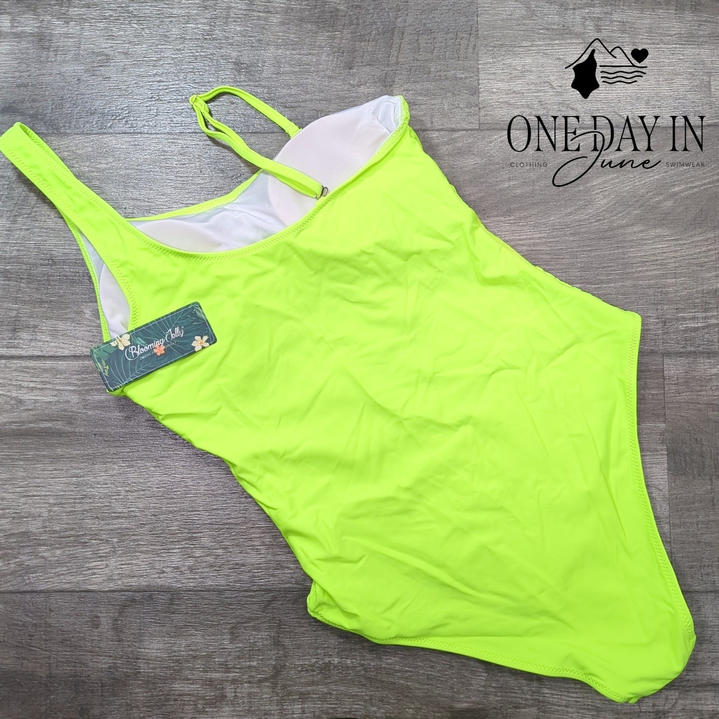 Blooming Jelly Mesh Cut Out One Piece Size M