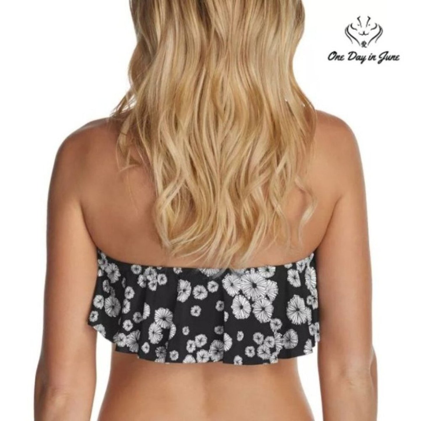 Raisins Flounce Bandeau Bikini Top Size L