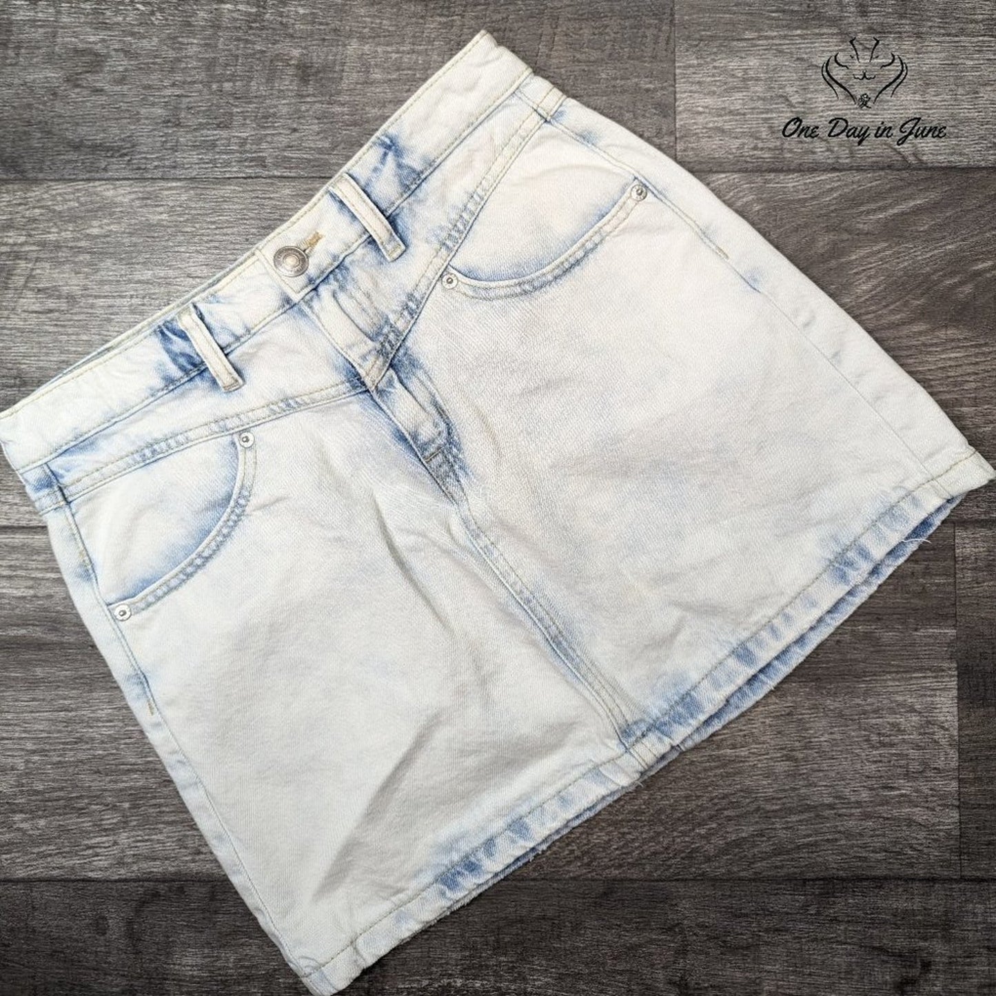 Aero High Rise Denim Skirt Size 4