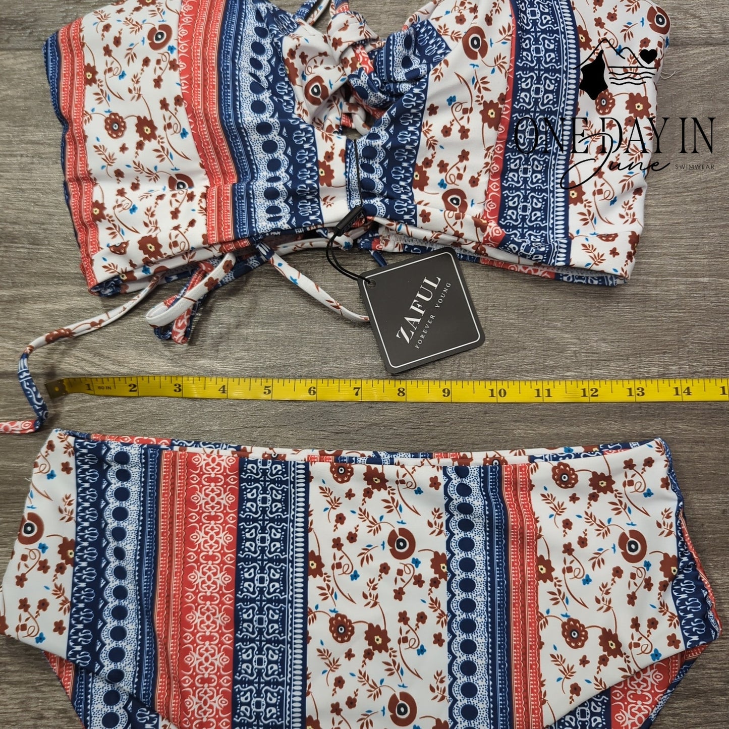 Zaful Lace Up Back Keyhole Bikini Swimsuit Size L