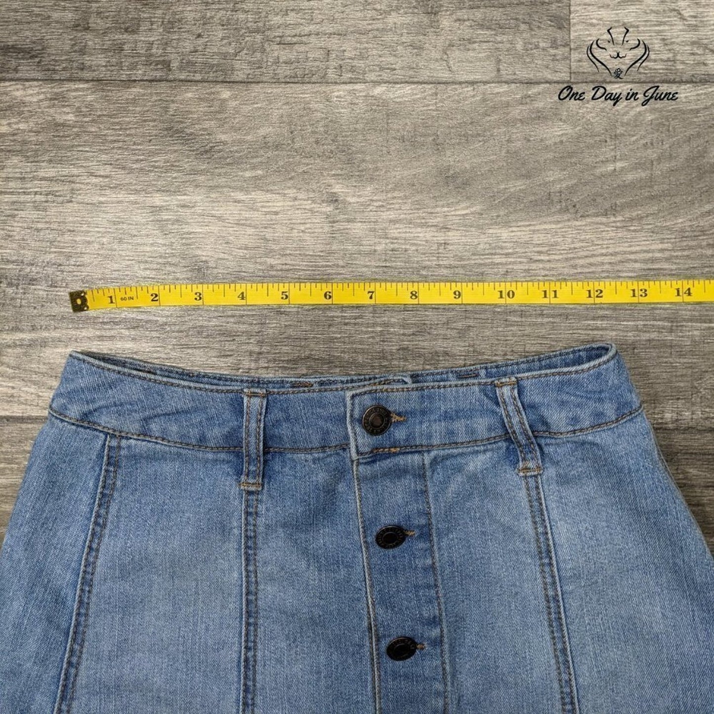 Mossimo Button Front Denim Skirt Size 4