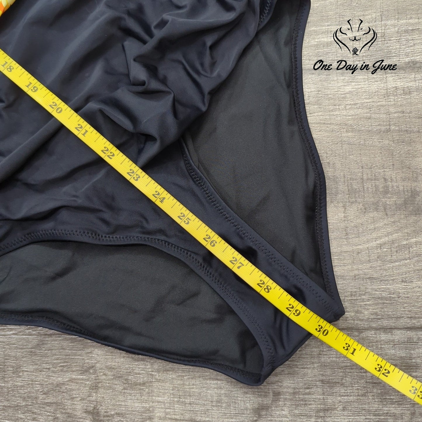 Cupshe Halter One Piece Swimsuit Size XL