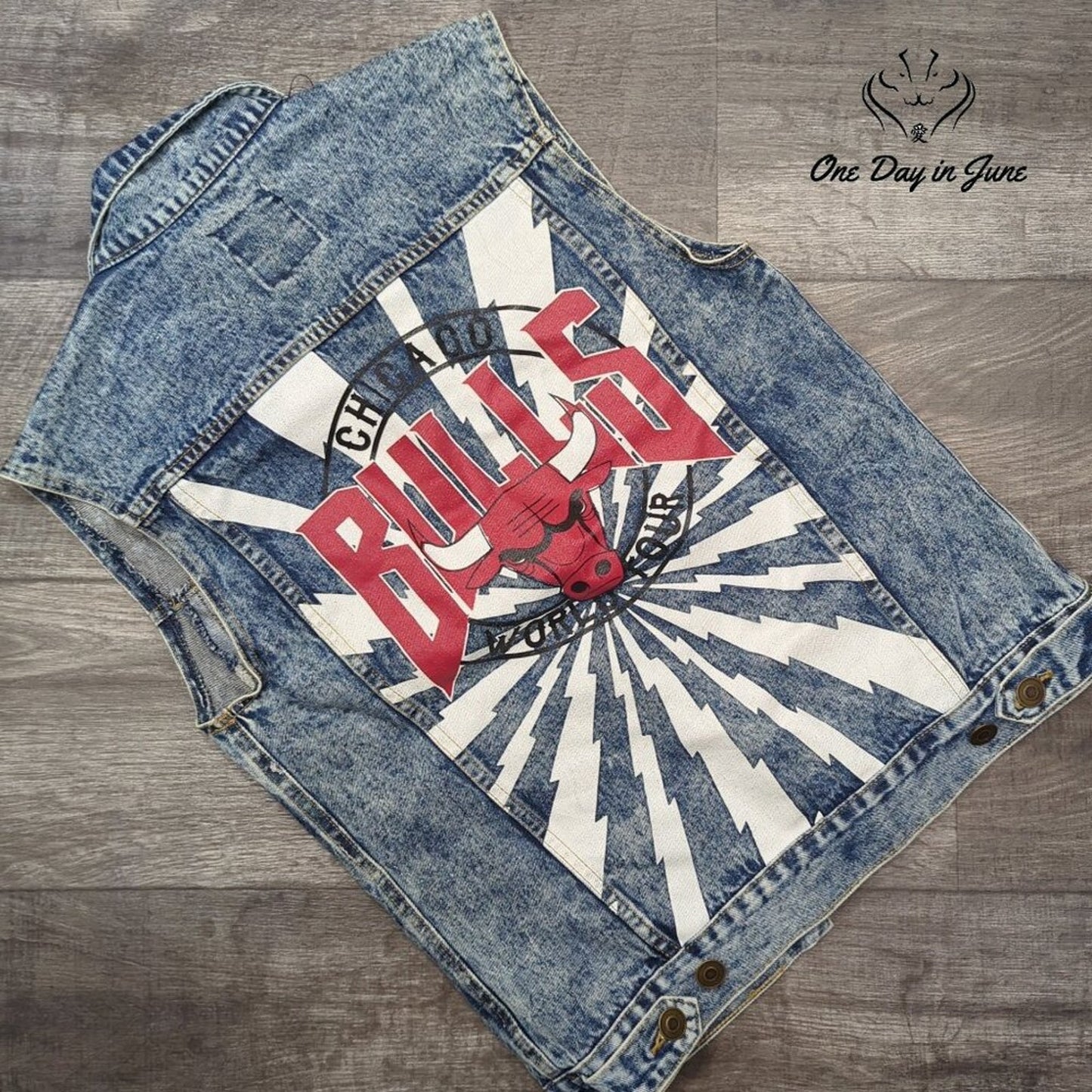 NBA Chicago Bulls Denim Vest Size S