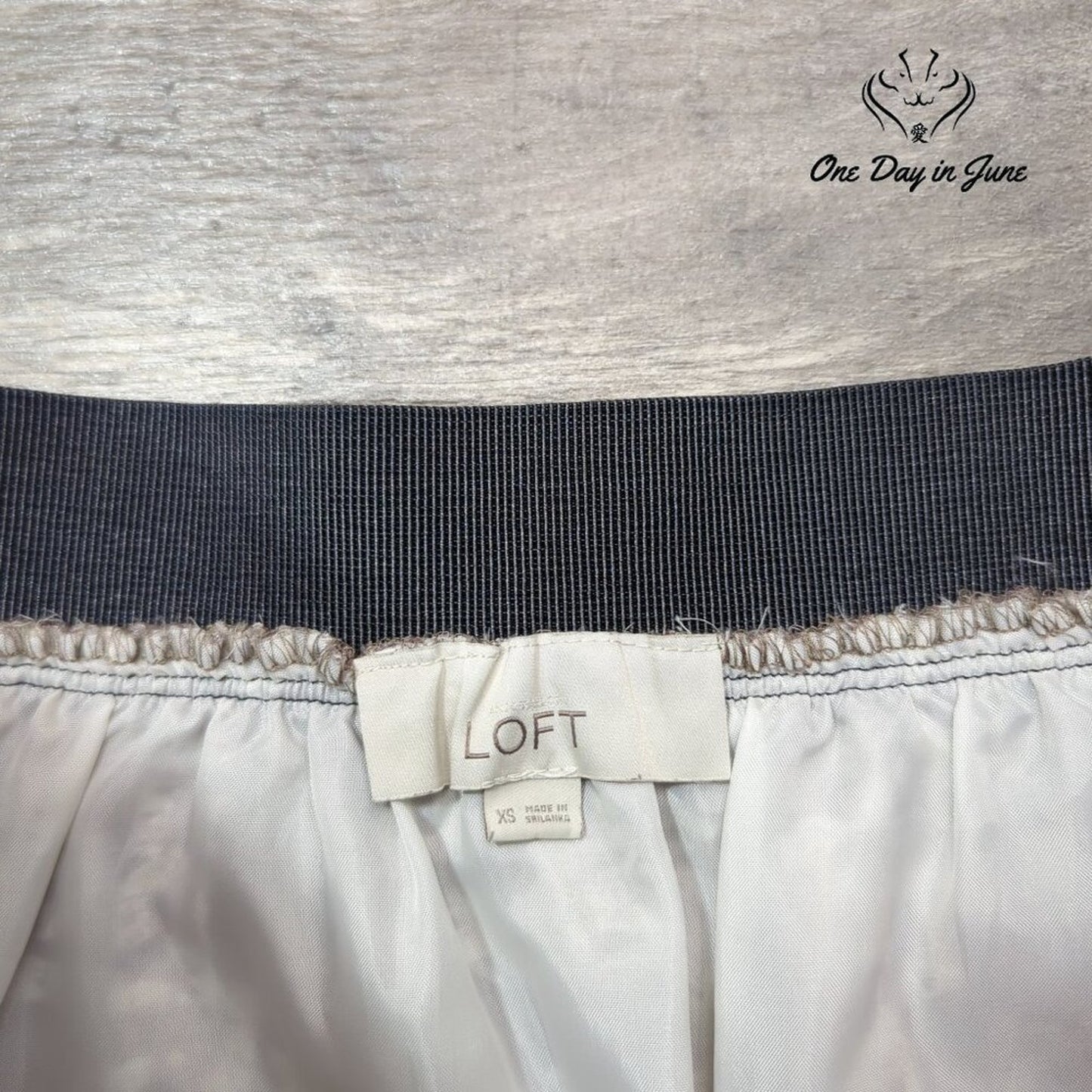 Loft Pull On Skirt Size XS
