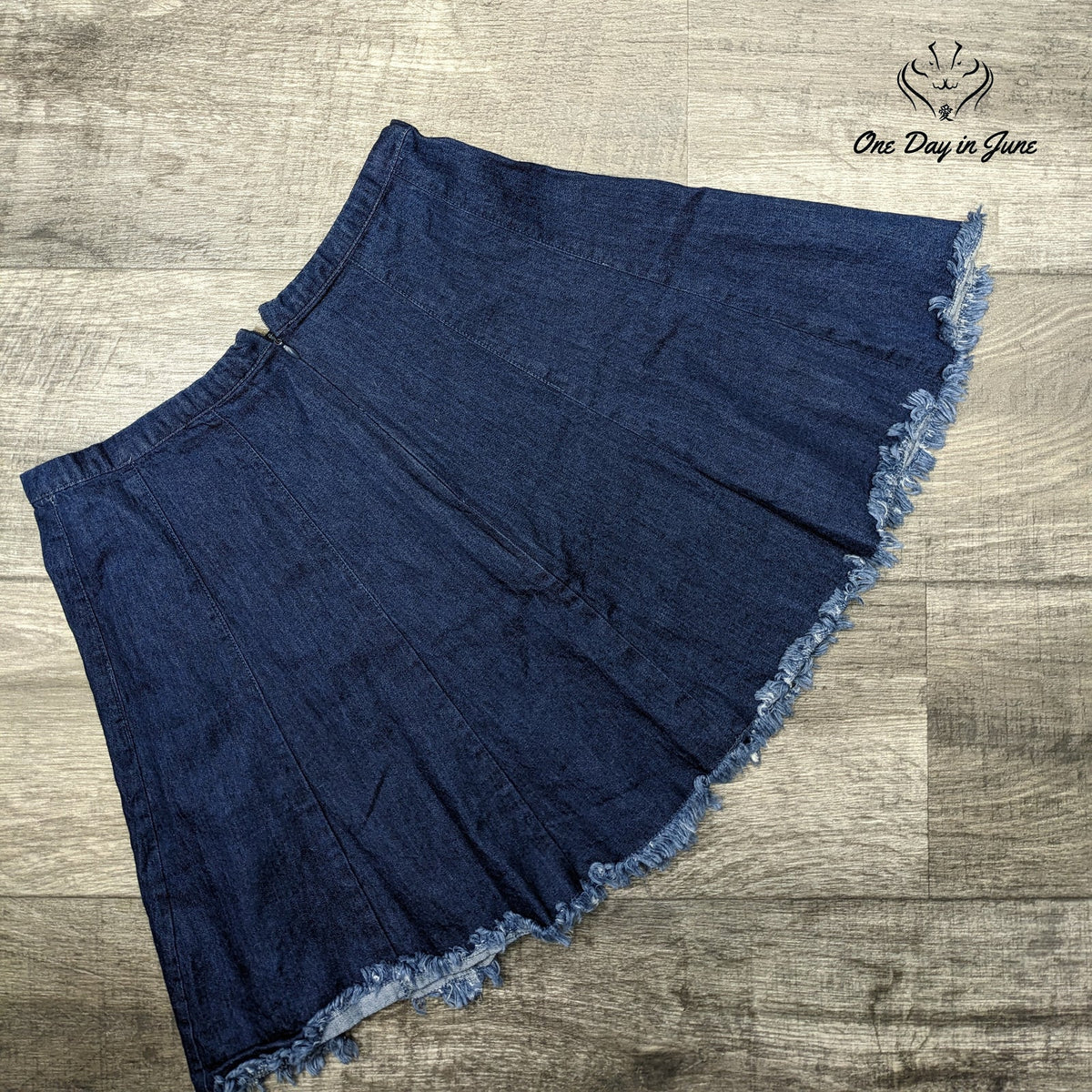 Altar'd State Denim Mini Skirt Dark Wash Raw Frayed Hem Zip Back Size S