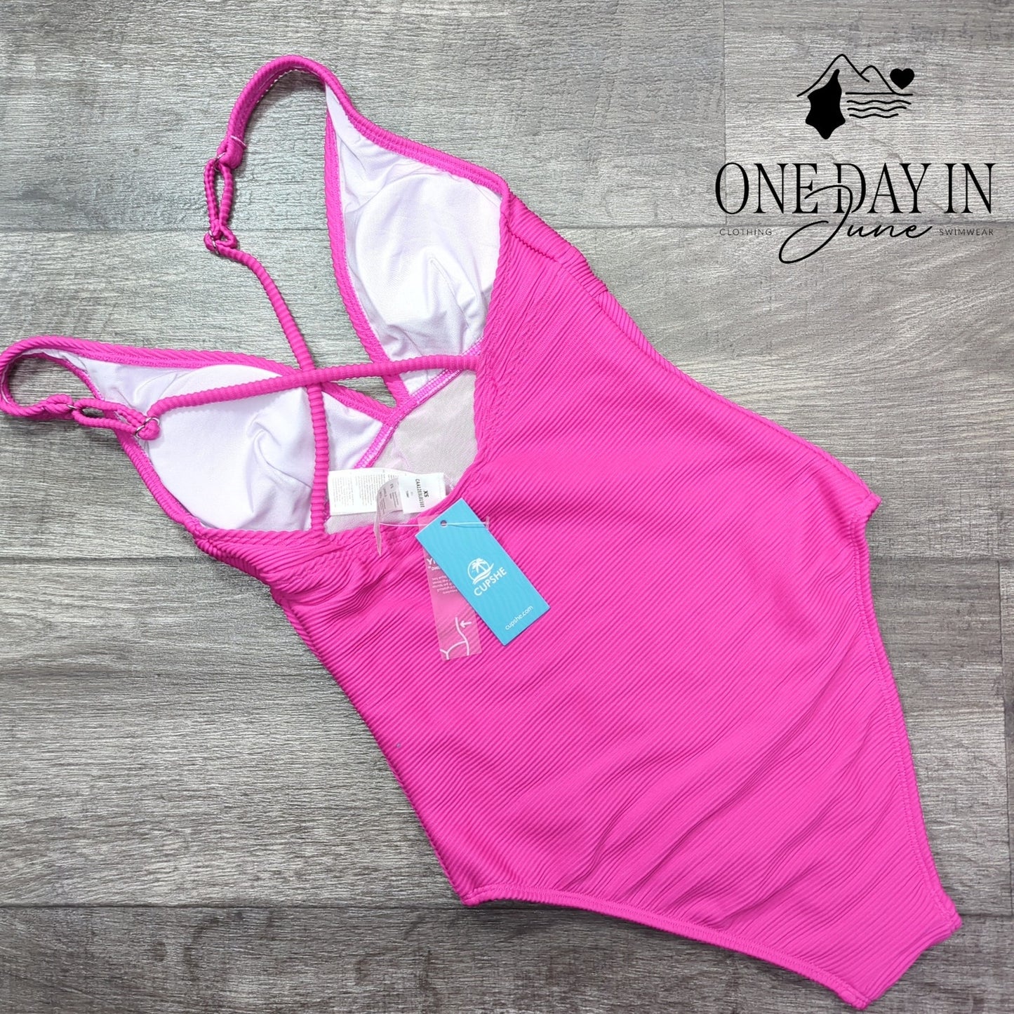 Cupshe Textured One Piece Swimsuit Size XS
