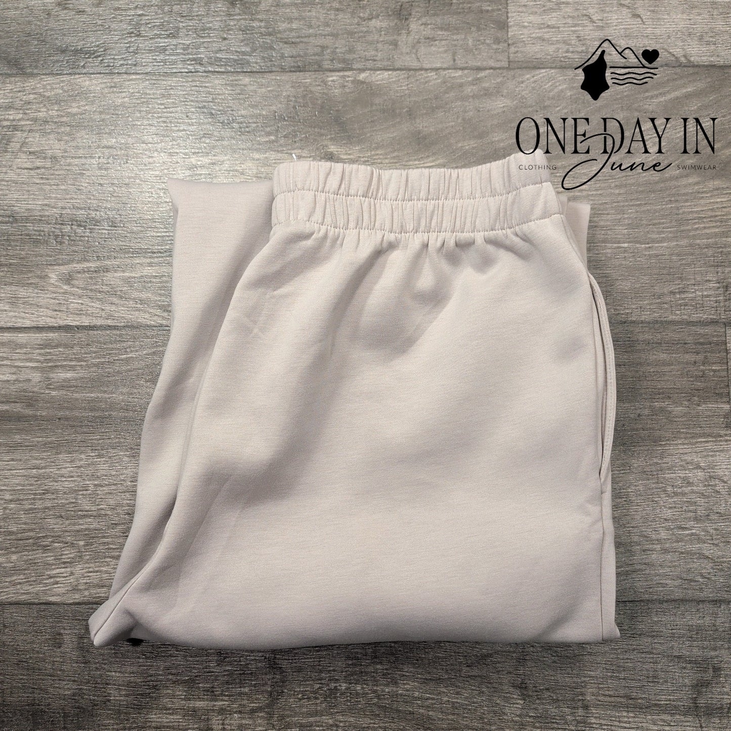 Dear Scarlet Pull On Sweatpants Size XL