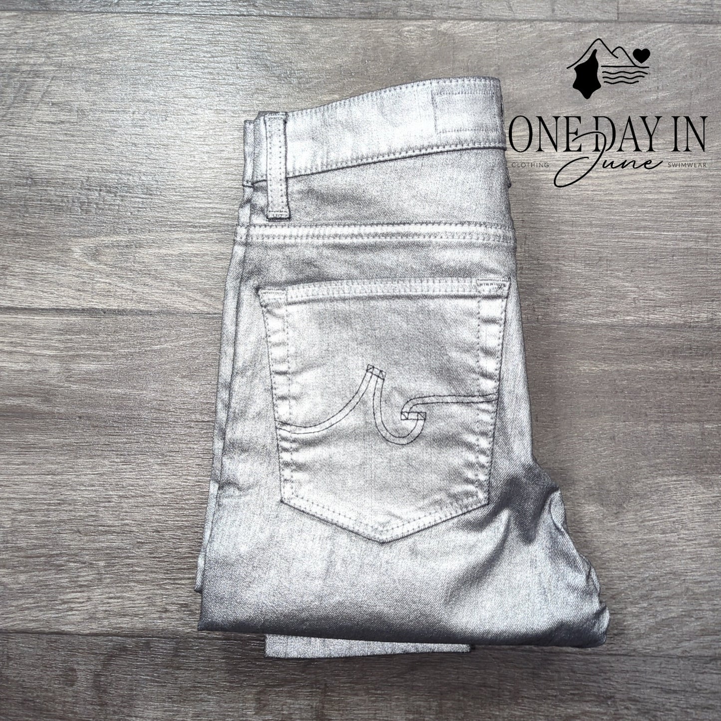 Adriano Goldschmied Coated Denim Straight Leg Jeans Size 27 (4)