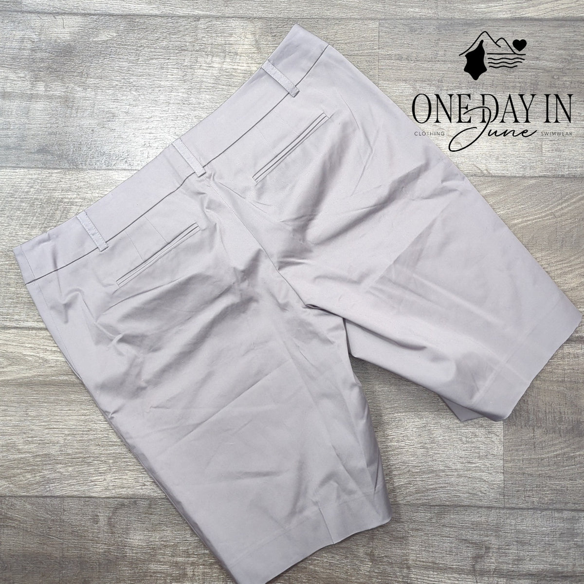 Loft Flat Front Chino Shorts Gray Taupe NWT Size 12