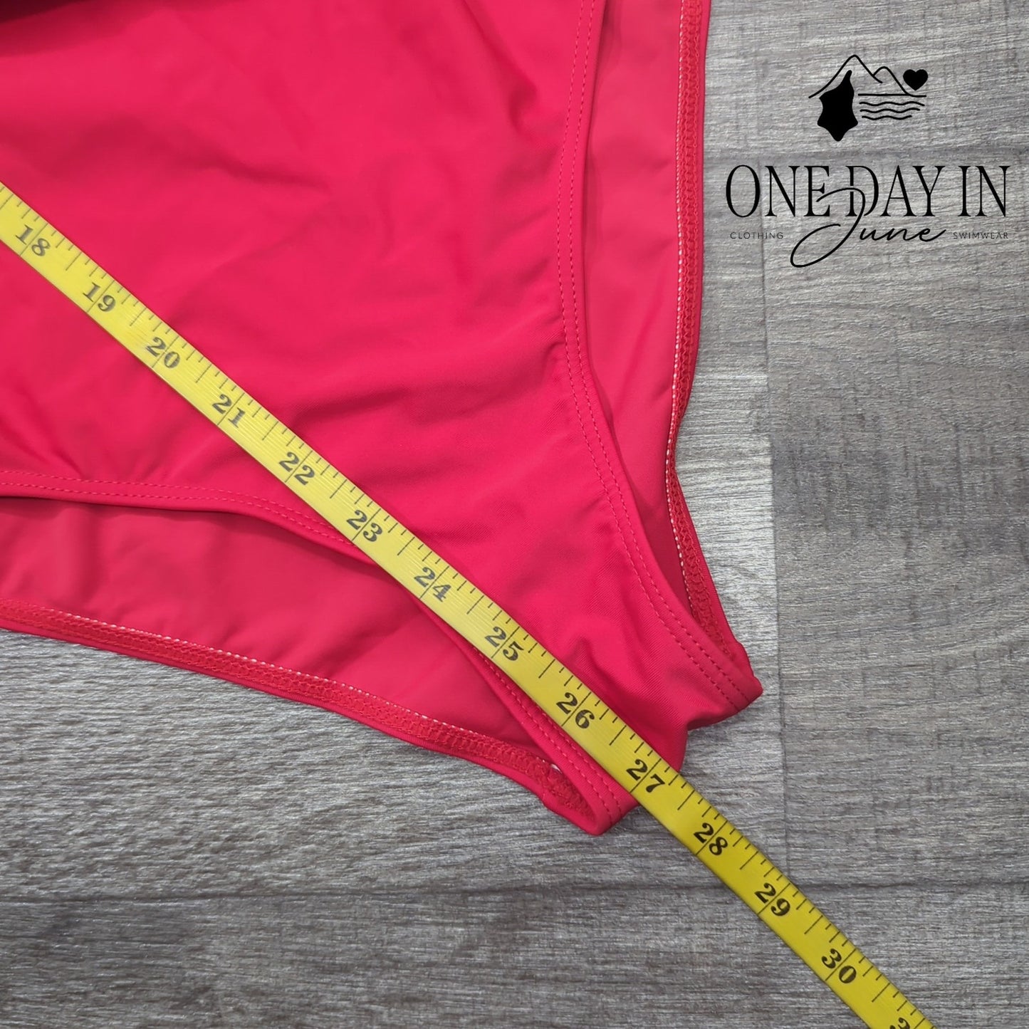 Aimage V Wire Cut Out One Piece Swimsuit Size M