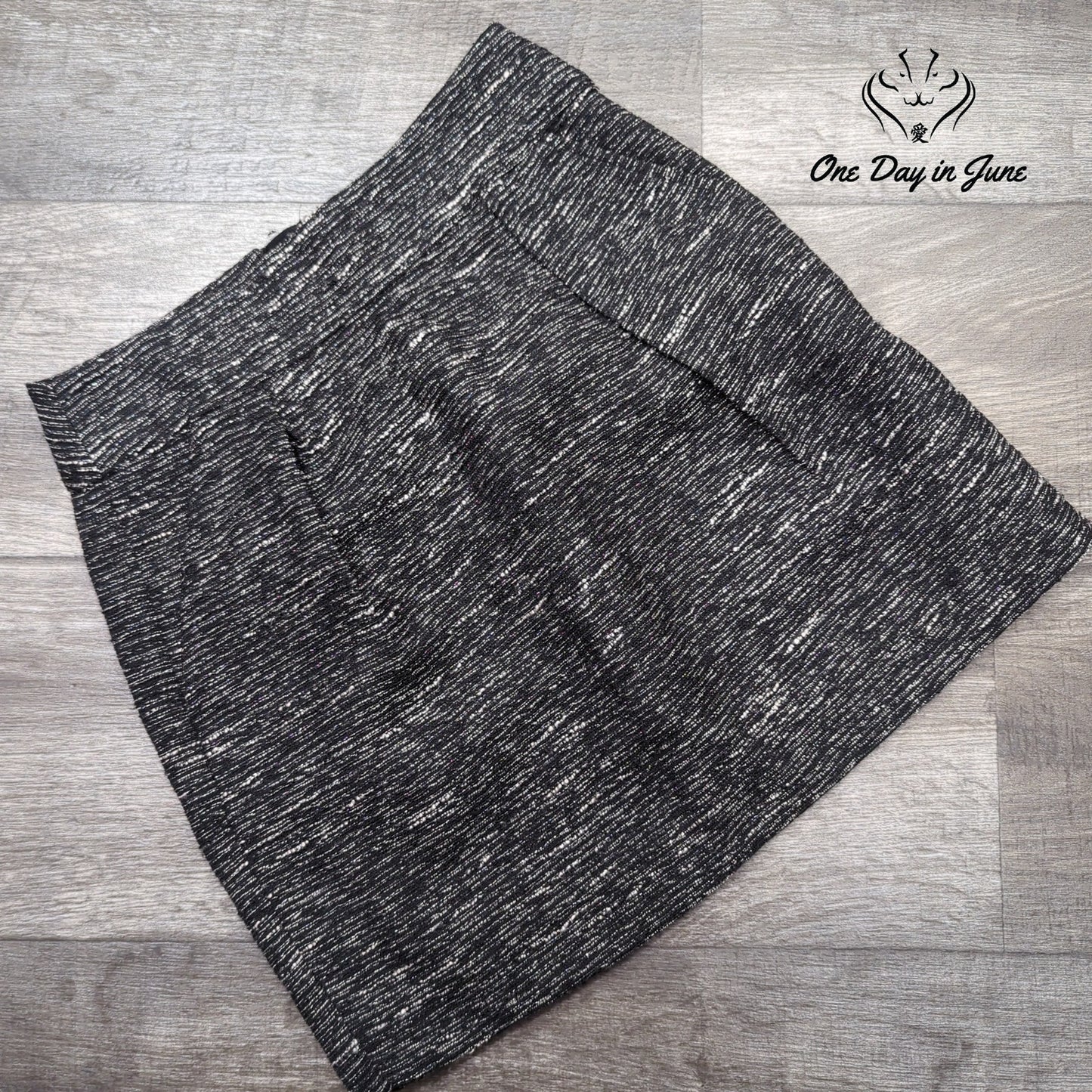 Loft Petite Textured Mini Skirt Size 00P