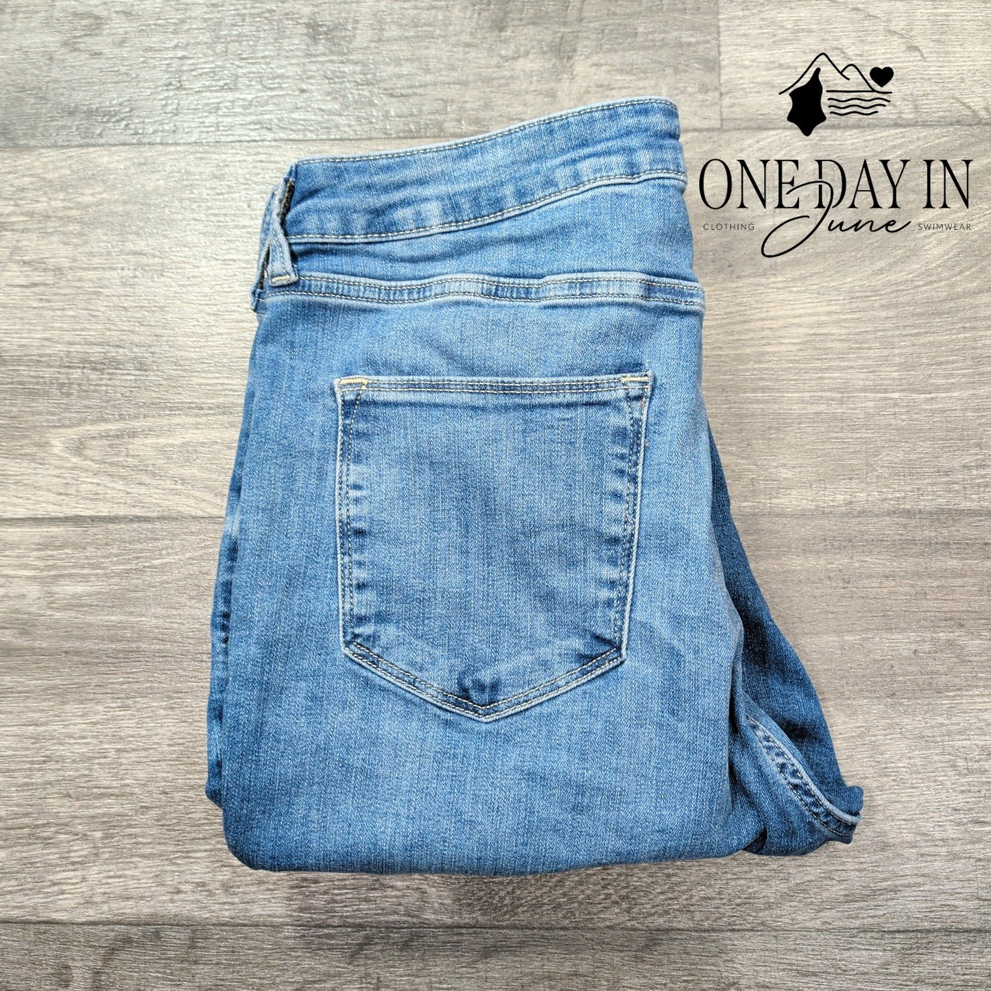 Arizona Jean Co. Juniors High Rise Jegging Jeans Size 15