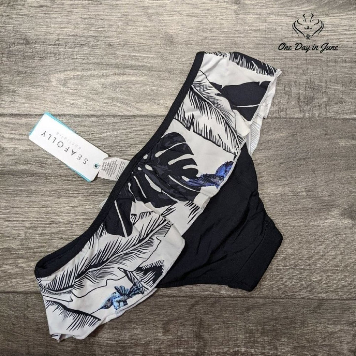 Seafolly Women's Skirted Hipster Bikini Bottom Swimsuit Size 2