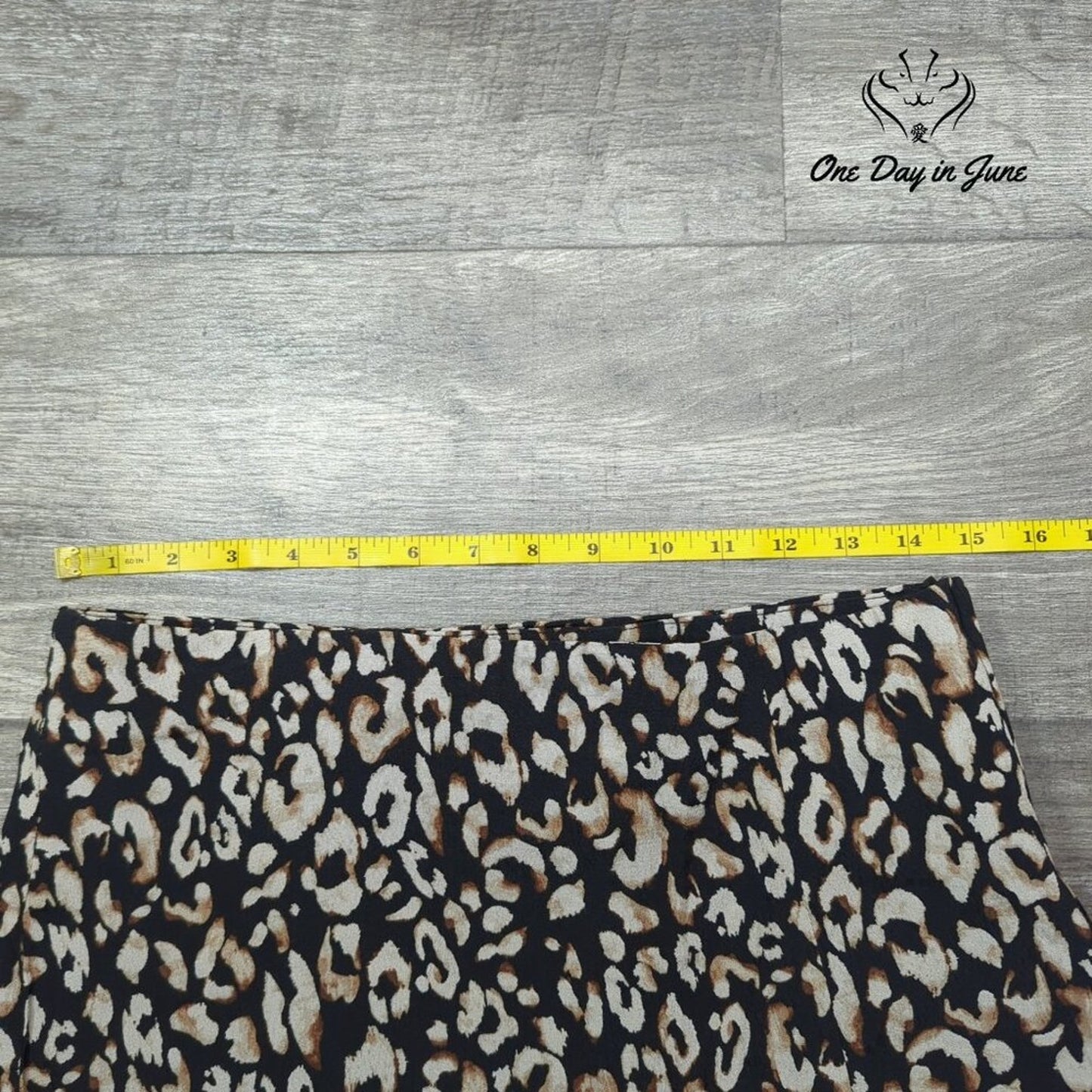 H&M Animal Print Mini Skirt Size M