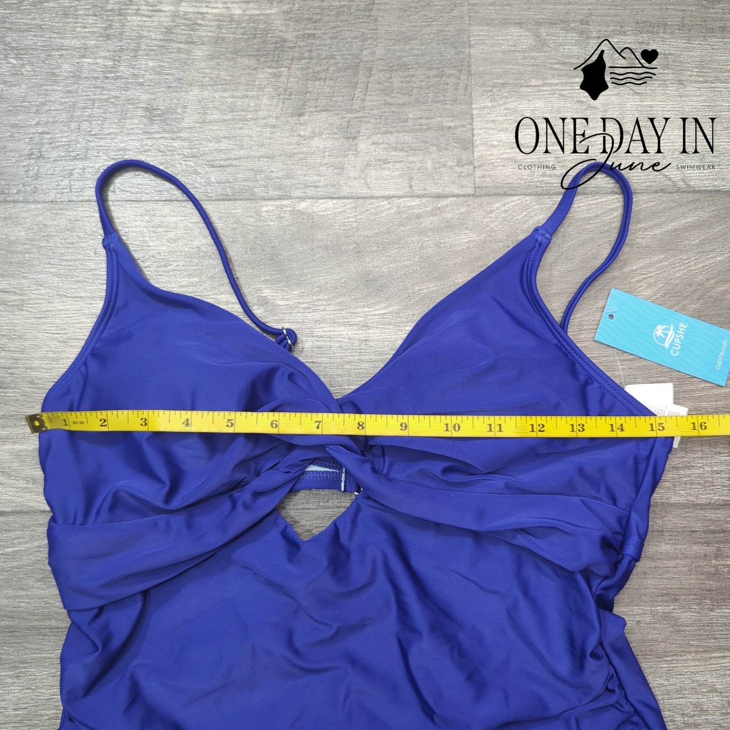 Cupshe Cross Front Keyhole One Piece Swimsuit Size L