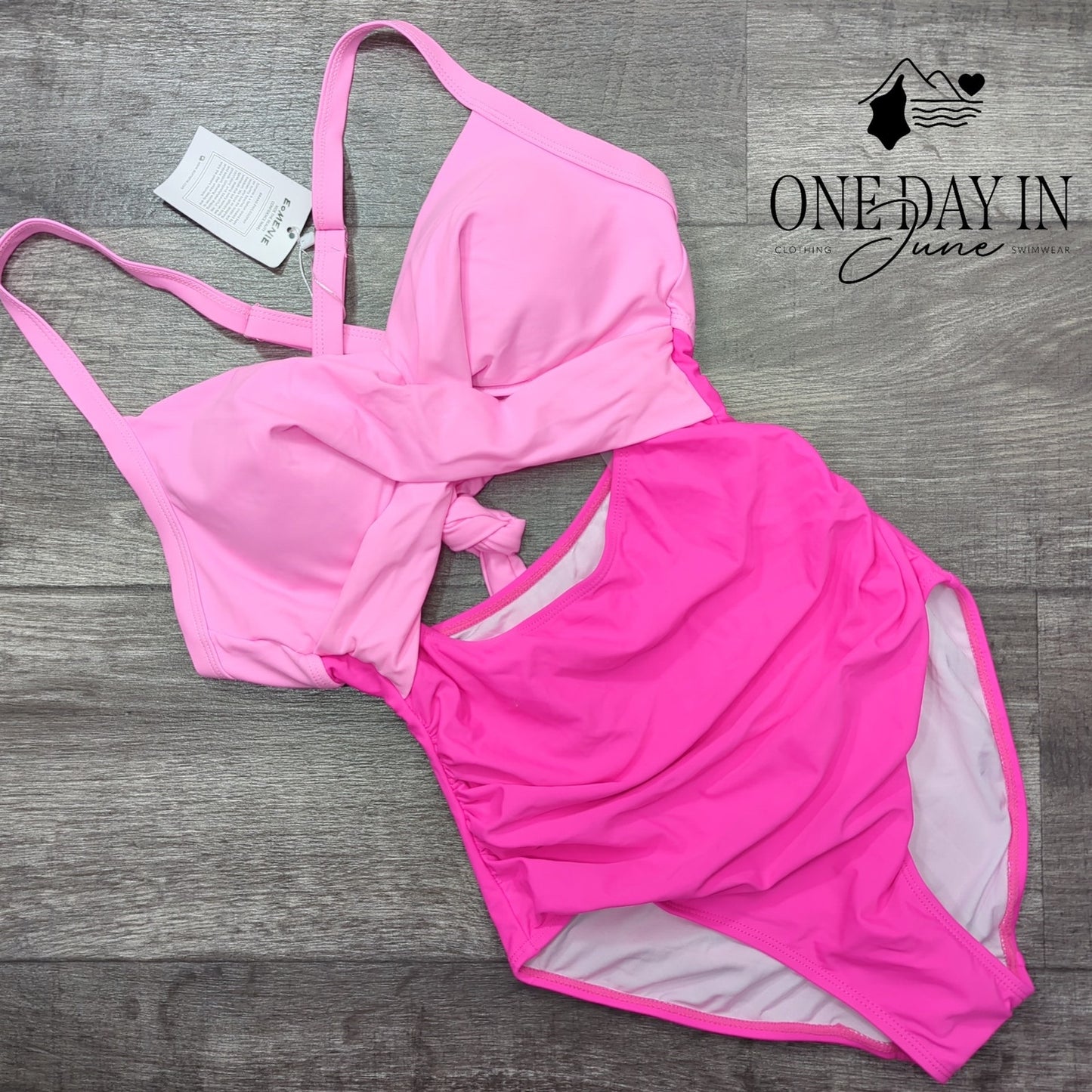 Eomenie Cross Front Cut Out One Piece Swimsuit Size S