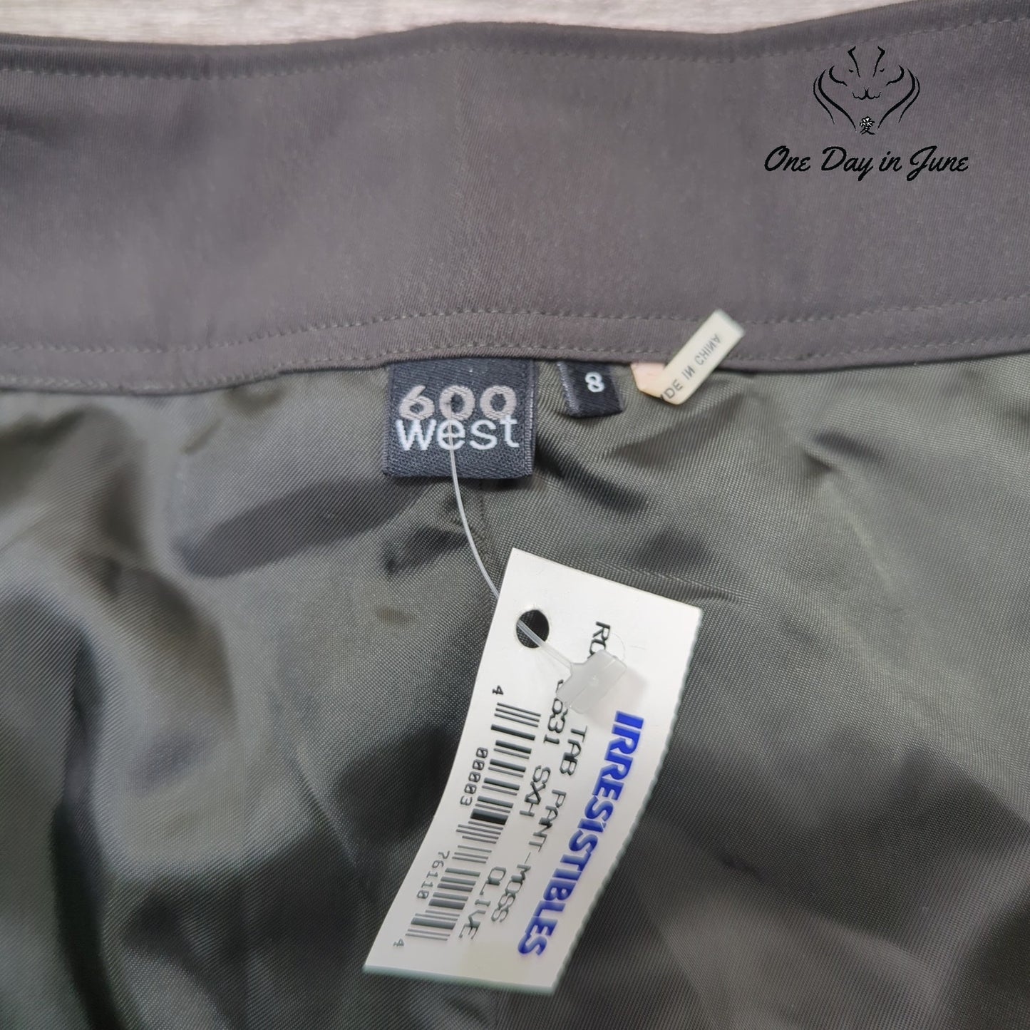 600 West Straight Leg Dress Pants Size 8