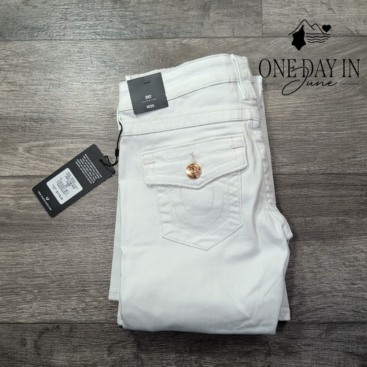 True Religion Joey Low Rise Flare Jeans White Distressed NWT Size 0 (25)
