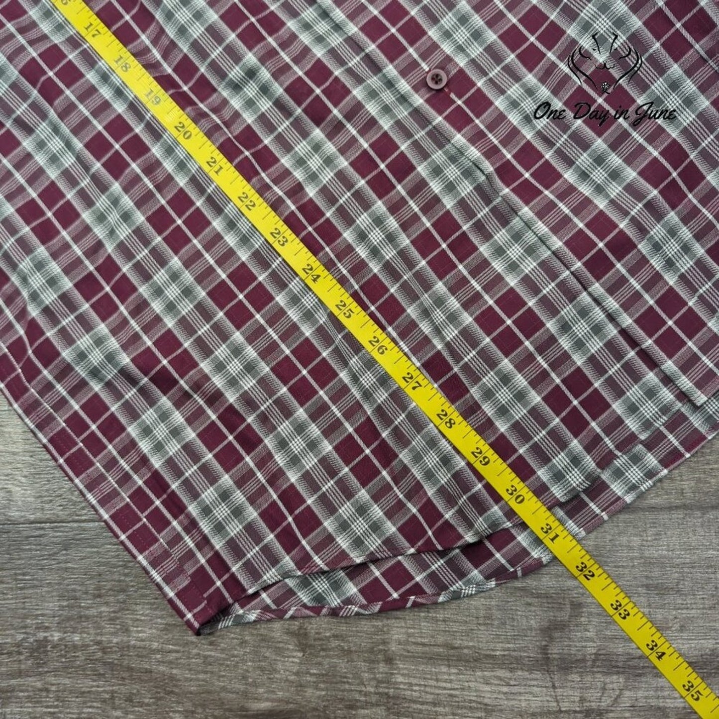 Kirkland Button Down Long Sleeve Shirt Size M