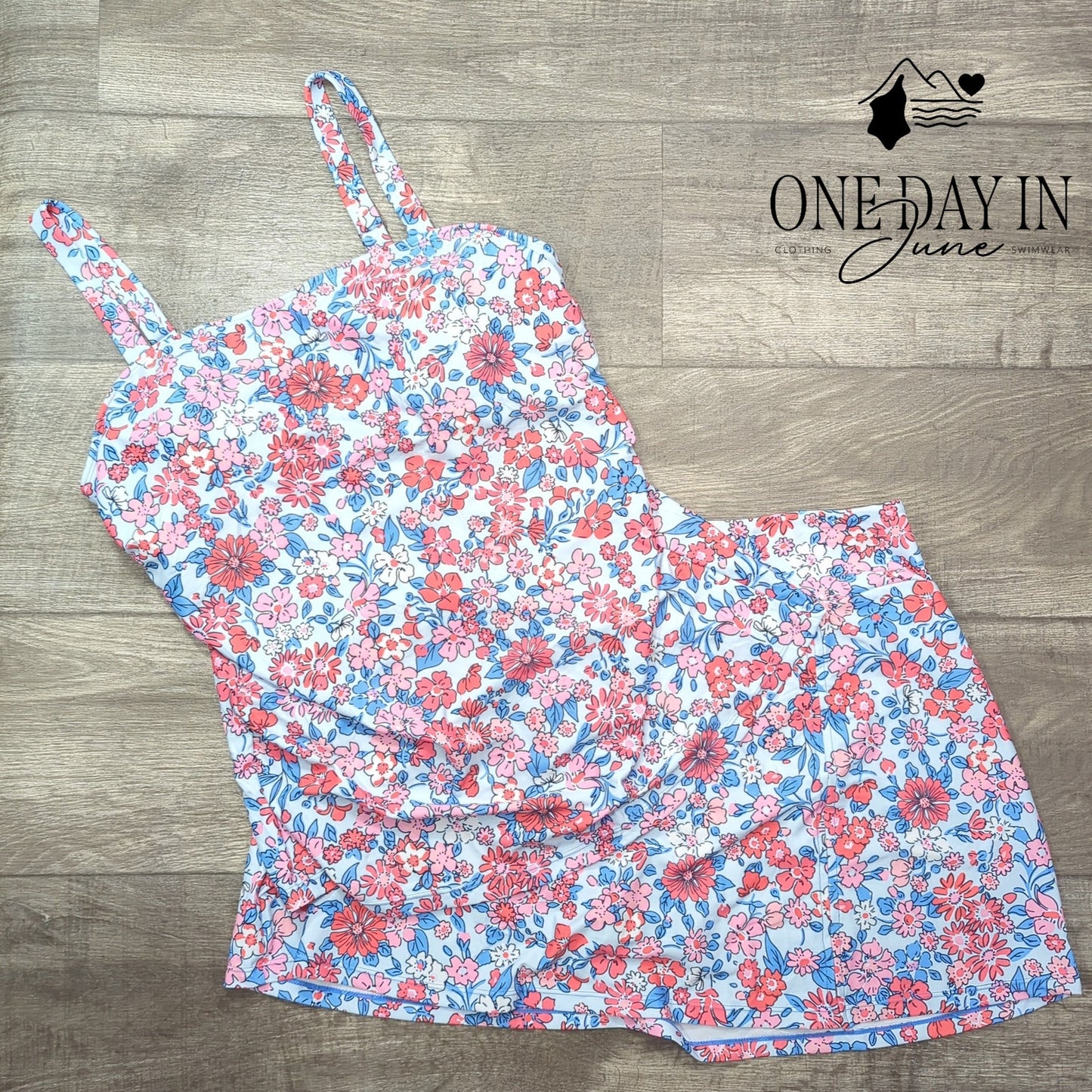 Adisputent Plus Size Floral Skirted Tankini Swimsuiit Size 2XL