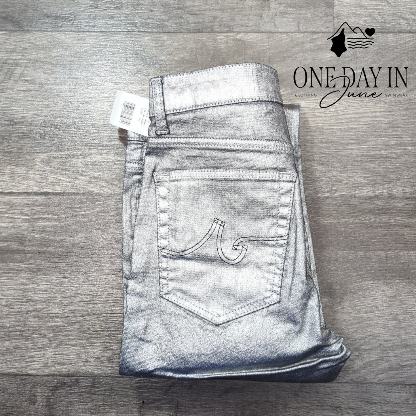 AG Adriano Goldschmied Metallic Silver Coated Crop Flare Jeans NWT Size 4