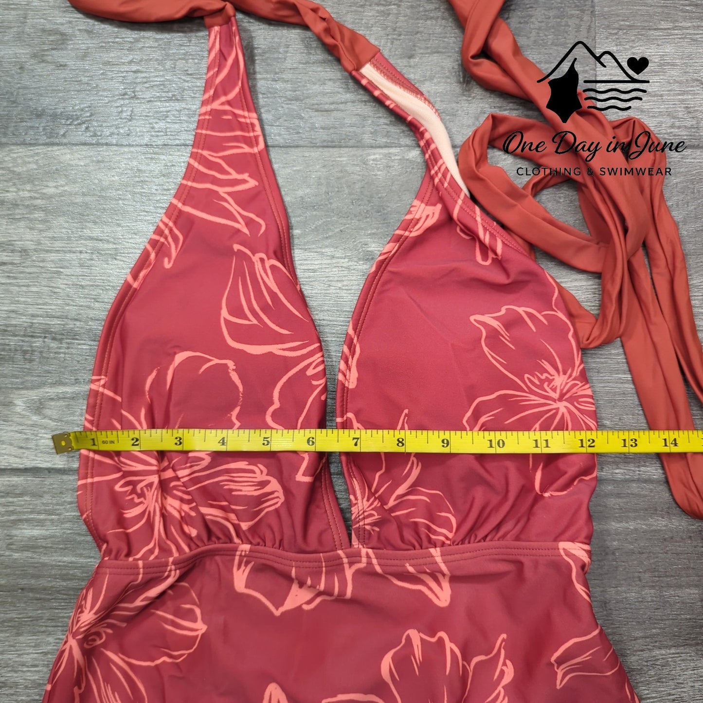 Cupshe Tie Wrap V Neck One Piece Swimsuit Size S