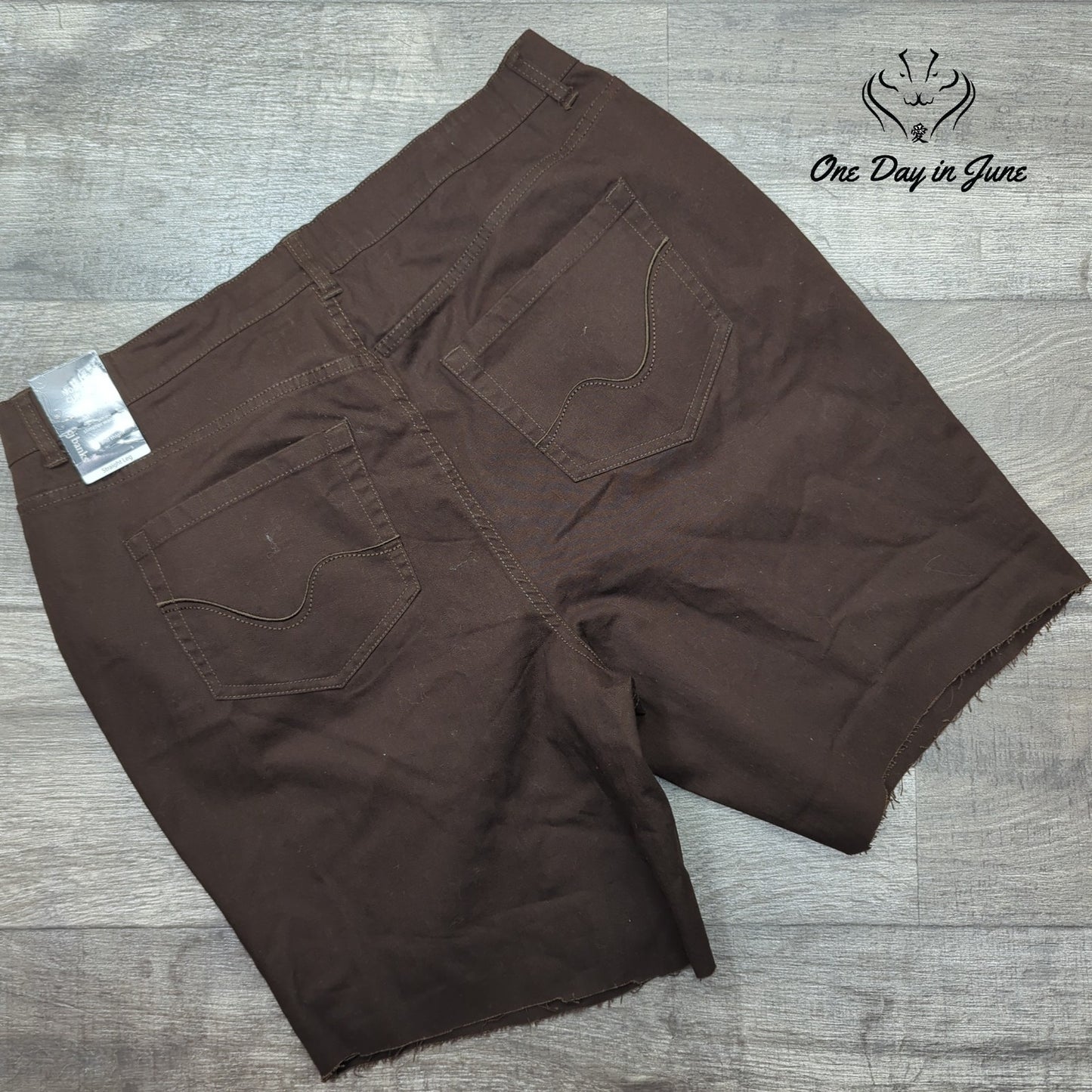 Christopher & Banks Plus Size Comfort Waist Curvy Fit Straight Shorts Size 16W