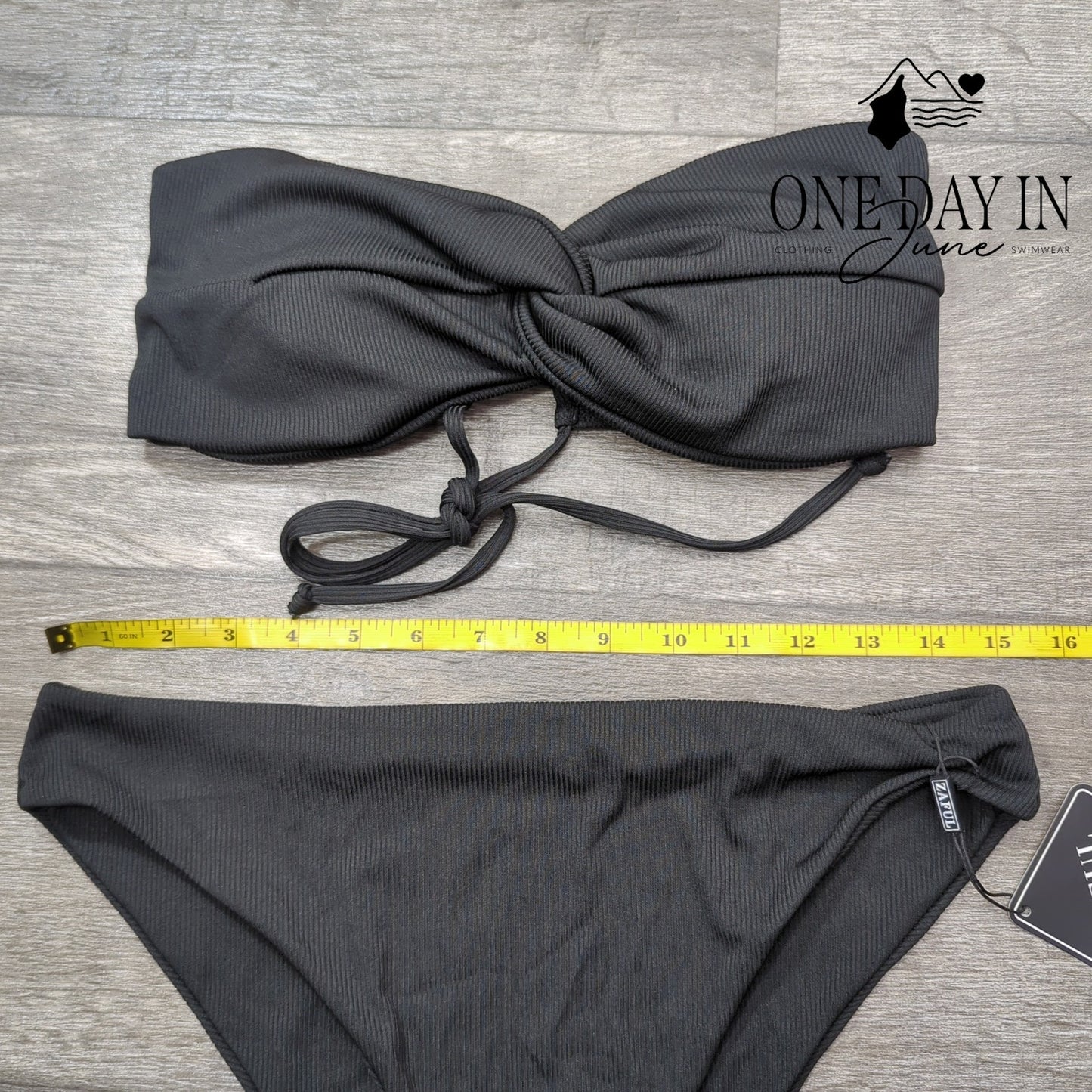 Zaful Twist Front Bandeau Ribbed Bikini Swimsuit Size L