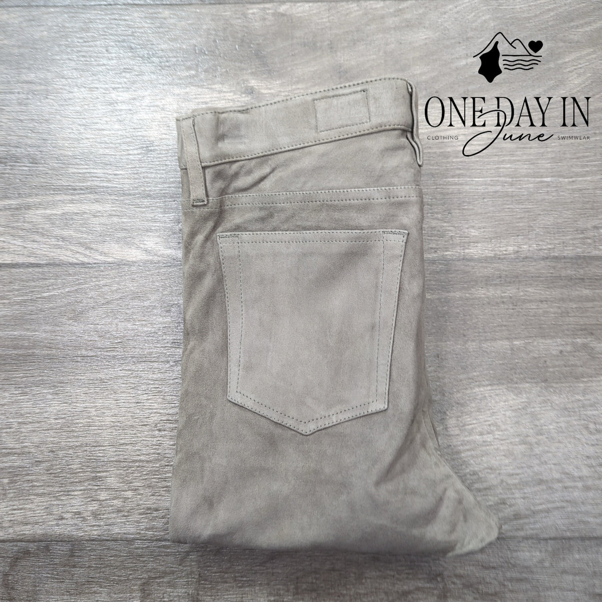 AG Adriano Goldschmied The Legging Ankle Faux Suede Skinny Jeans NWT Size 27 (4)