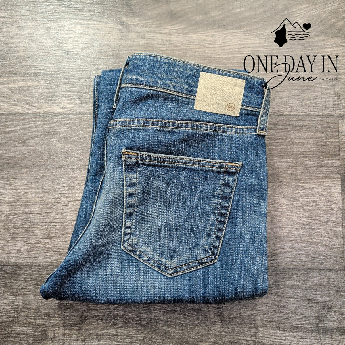 AG Adriano Goldschmied Ex-Boyfriend Slim Slouchy Jean Distressed NWT $215 Size 4