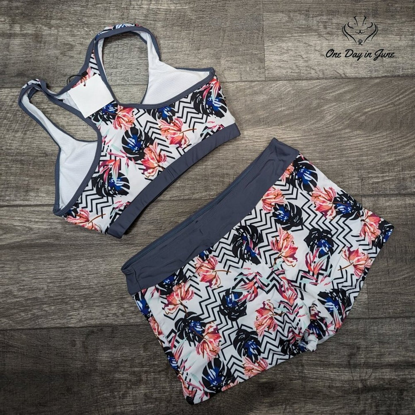 Wenly Zeng Crop Top Boyshort Bikini Swimsuit Size S