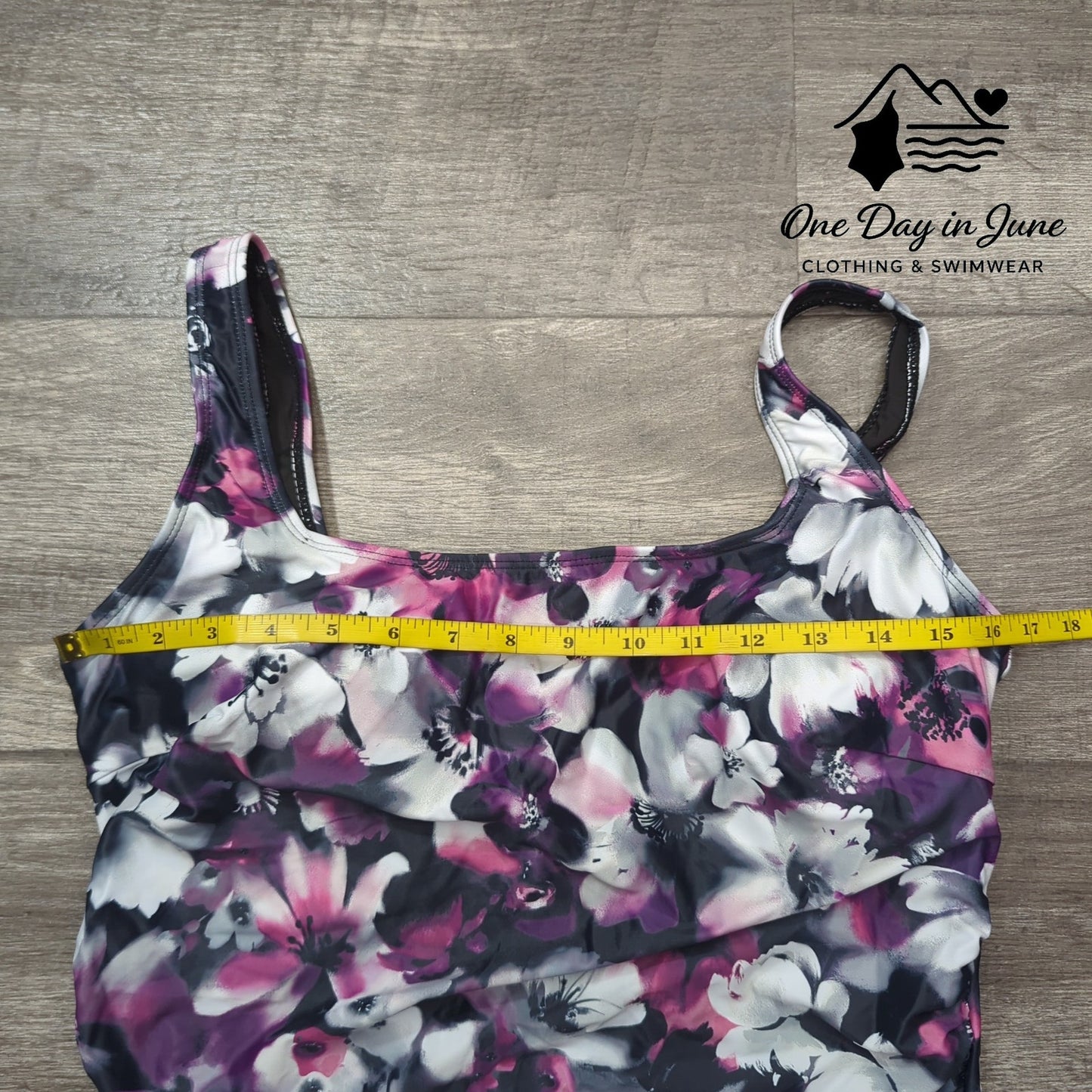 Daci Plus Size Floral Tummy Control One Piece Swimsuit Size 16W