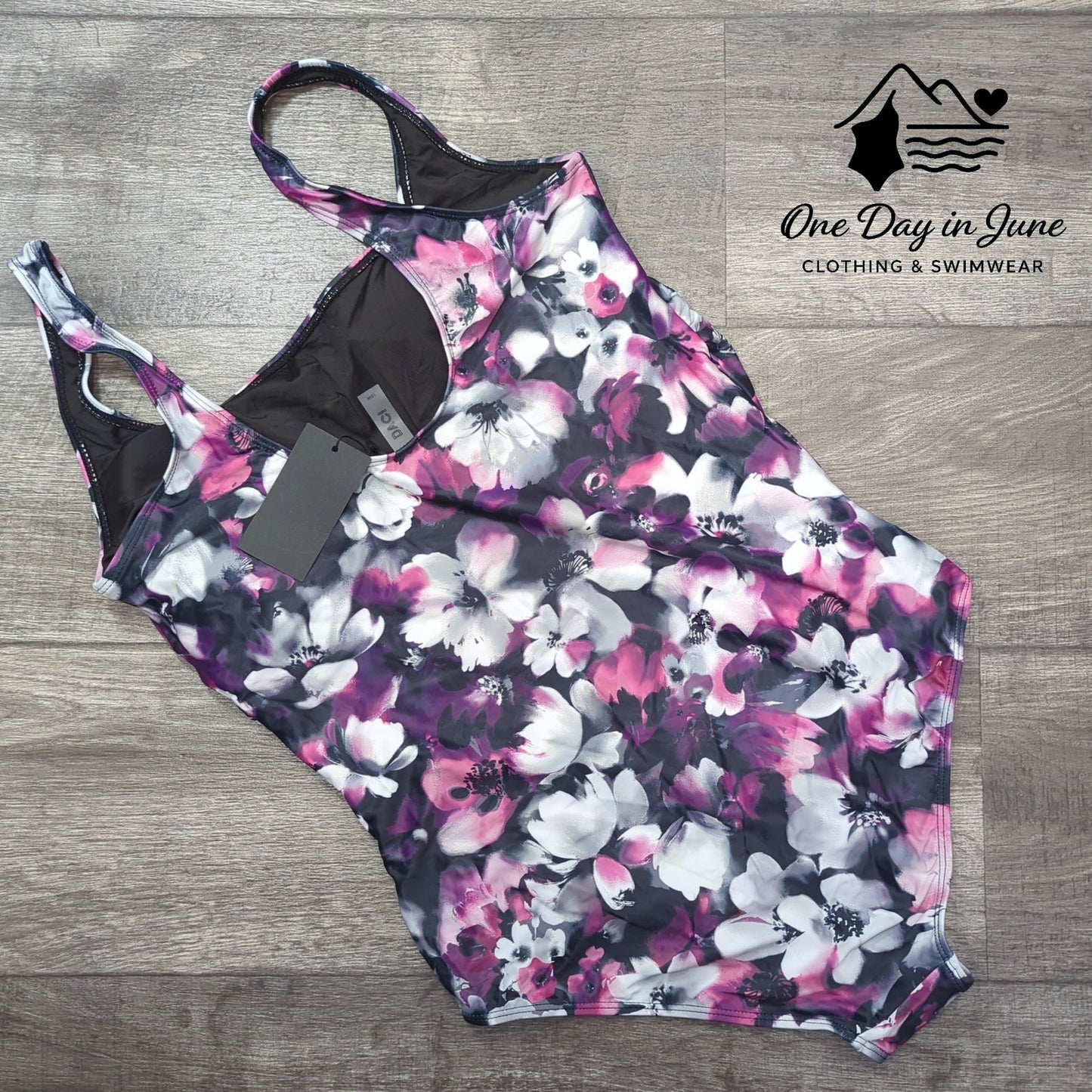 Daci Plus Size Floral Tummy Control One Piece Swimsuit Size 16W