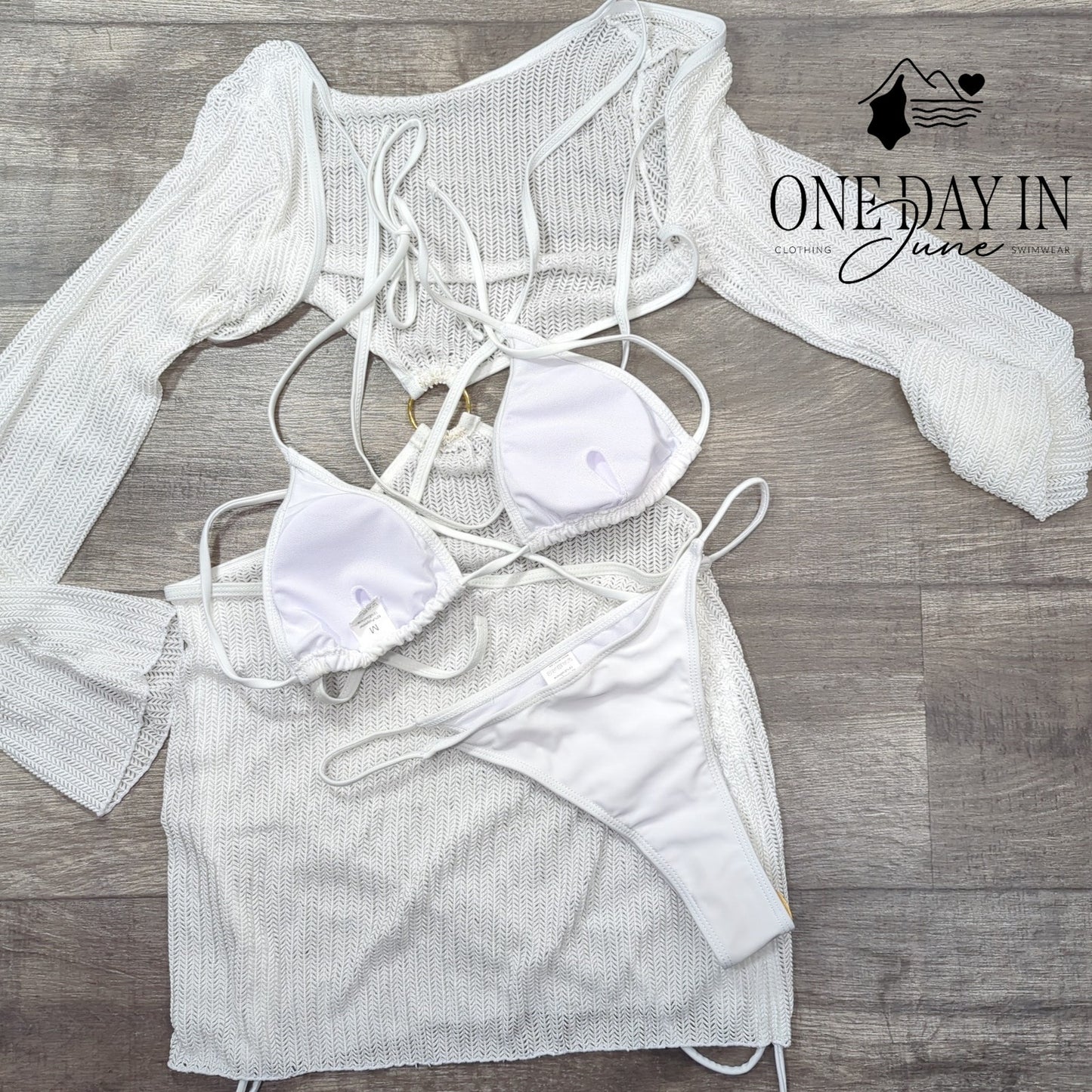 CharmLeaks Adjustable Triangle Halter 3 Piece Bikini Swimsuit Size M