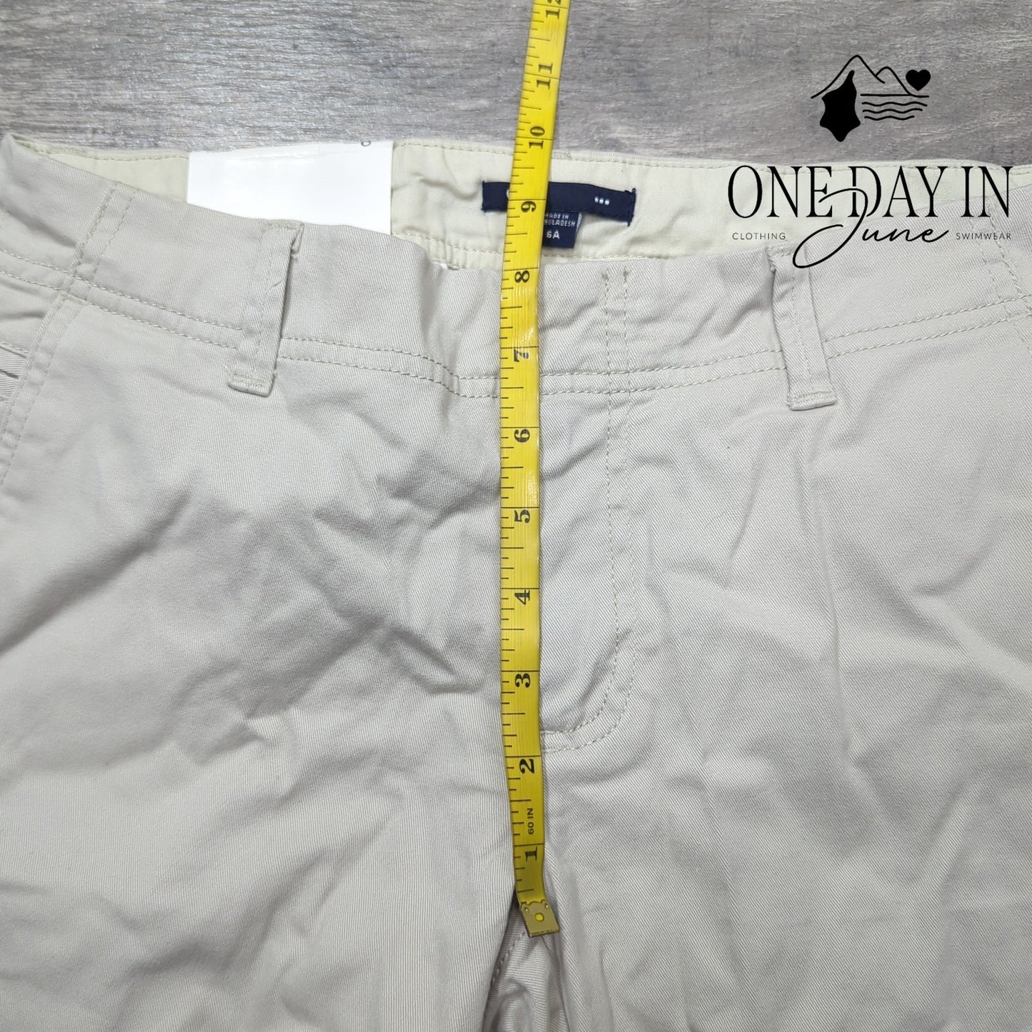 Gap Stretch Khaki Trouser Pants Size 6