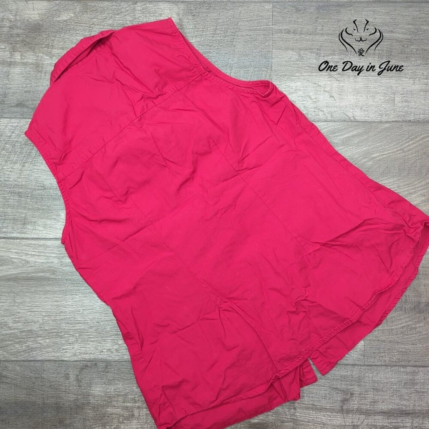 Announcements Maternity Button Front Top Size S