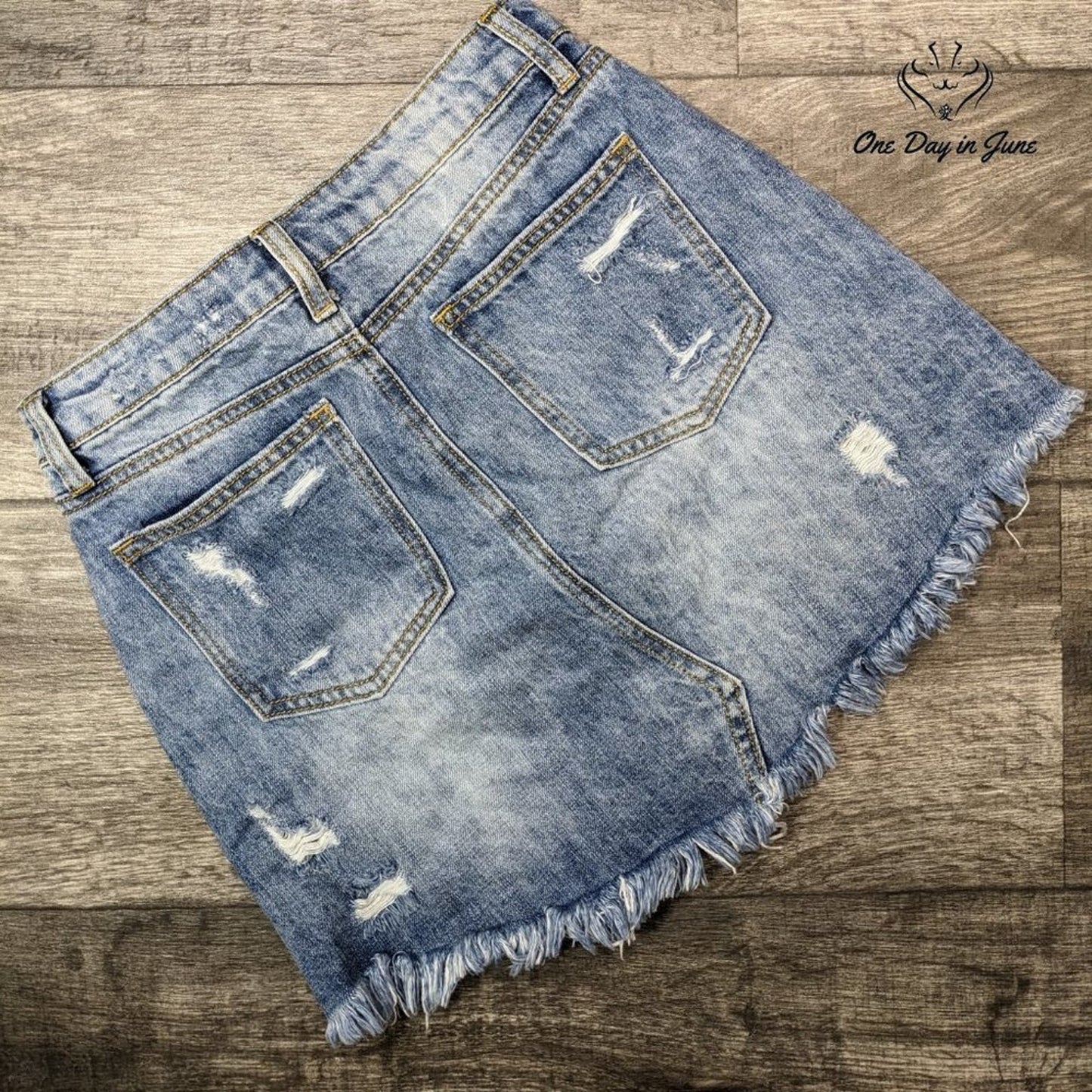 Dance & Marvel Juniors Distressed Hem Denim Skirt Size S
