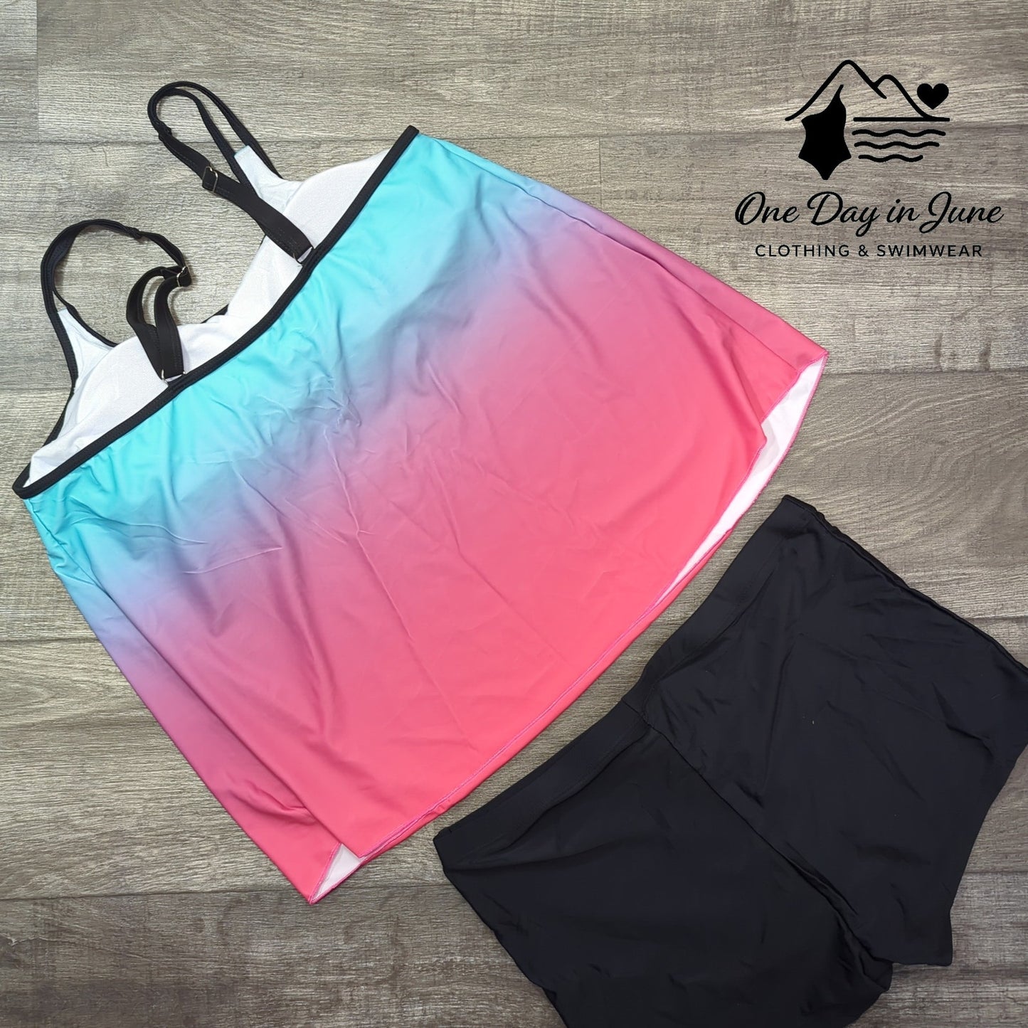 Urchics Ombre Boyshort Tankini Swimsuit Size XL