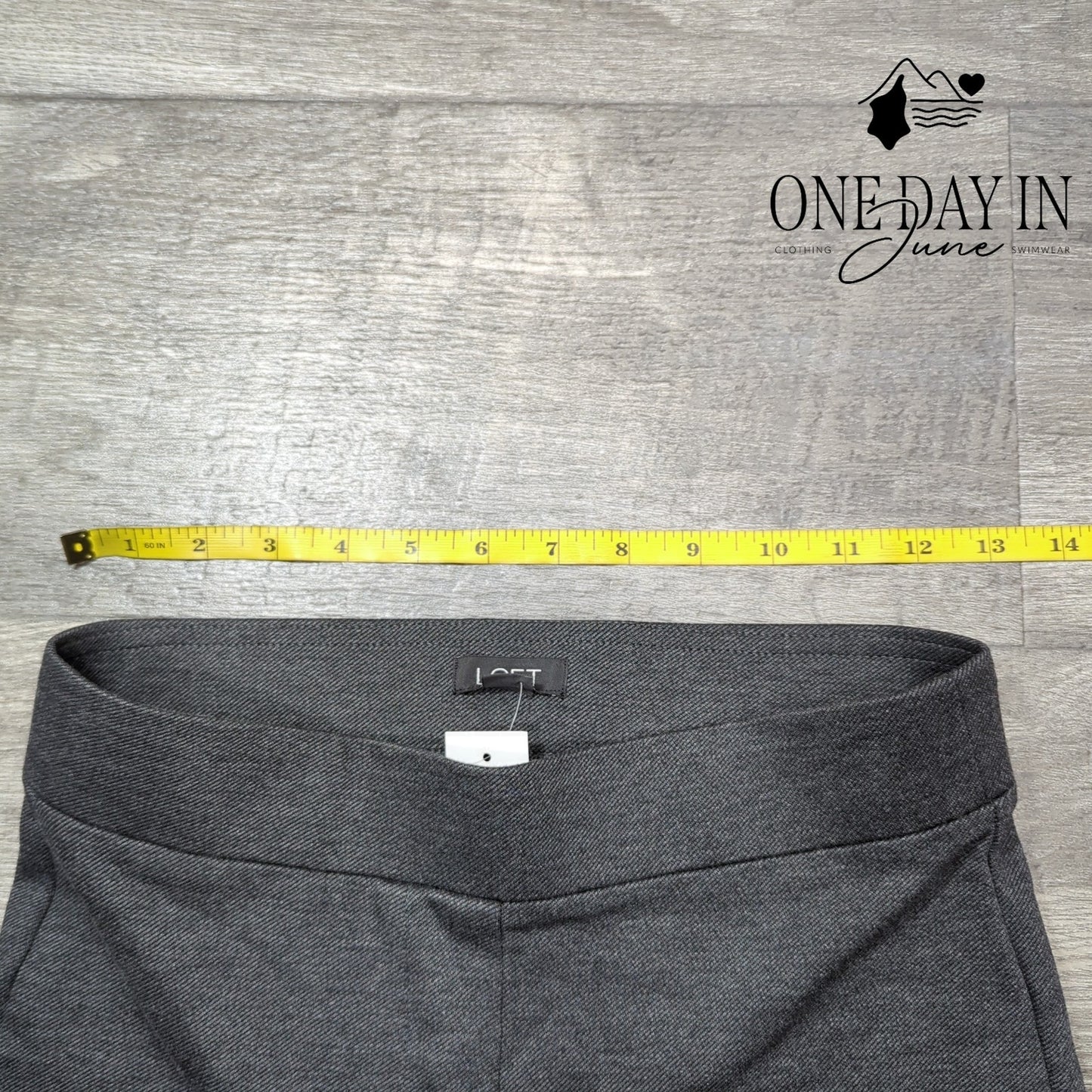 Loft Pull On Straight Leg Pants Size XS