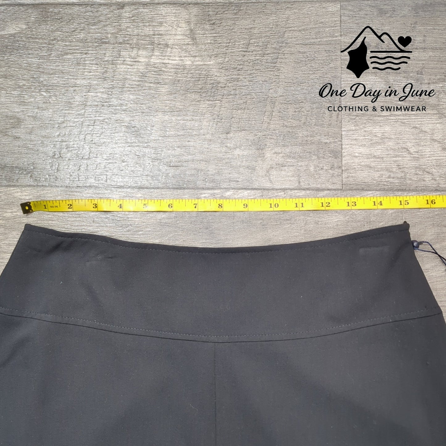 Tommy Hilfiger Lined Pencil Skirt Size 4