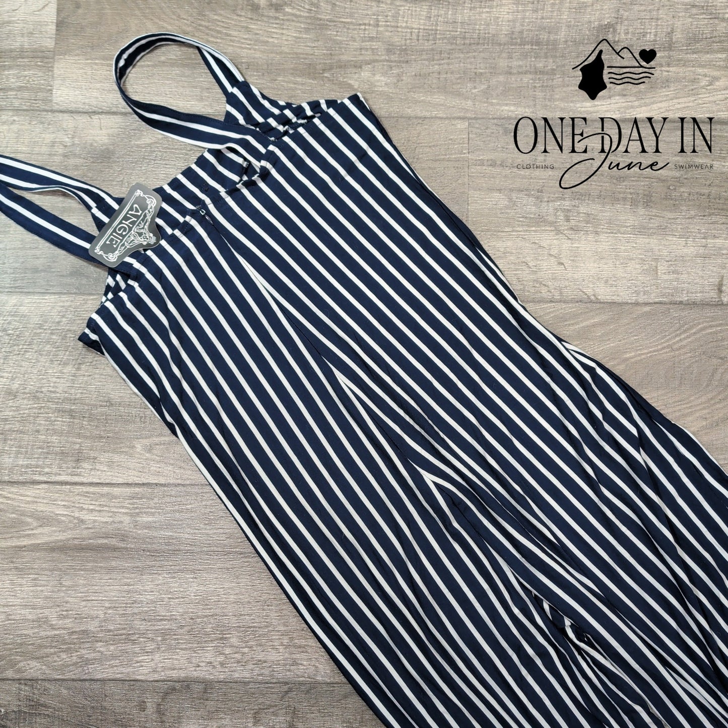 Angie Sleeveless Jumpsuit Size M