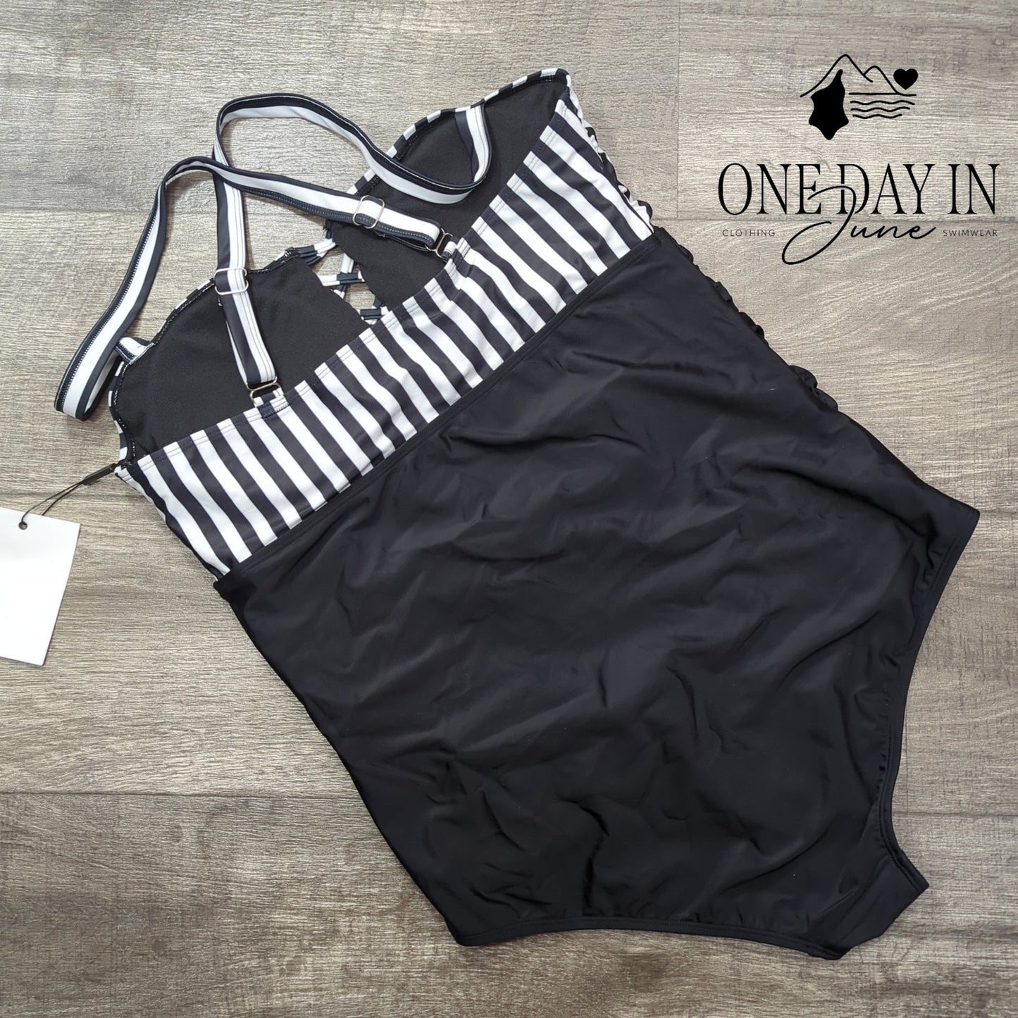Hanna Nikole Plus Size One Piece Swimsuit Size 18W