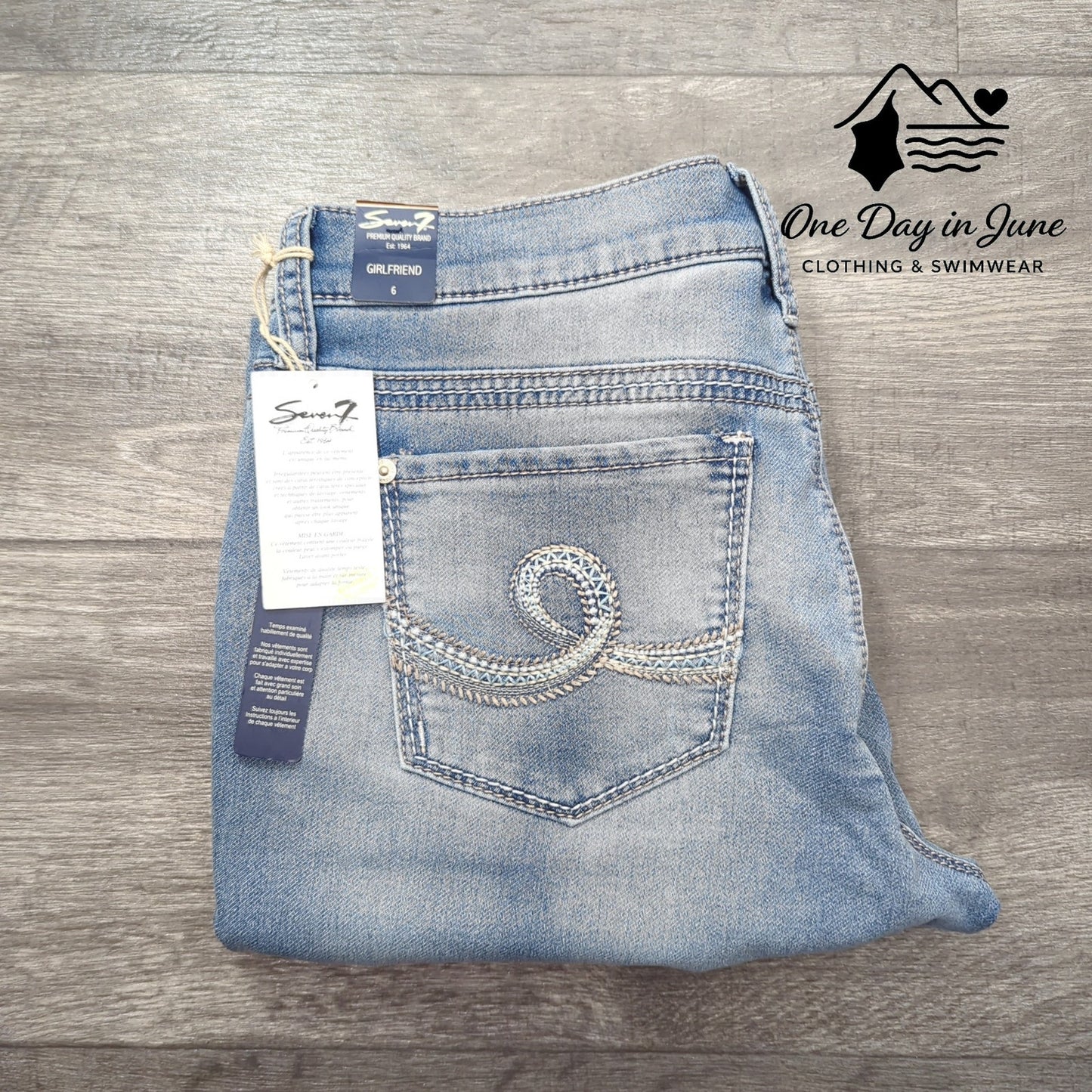 Seven7 Girlfriend Crop Jeans Light Wash Cuffed Stretch Denim NWT $64 Size 6