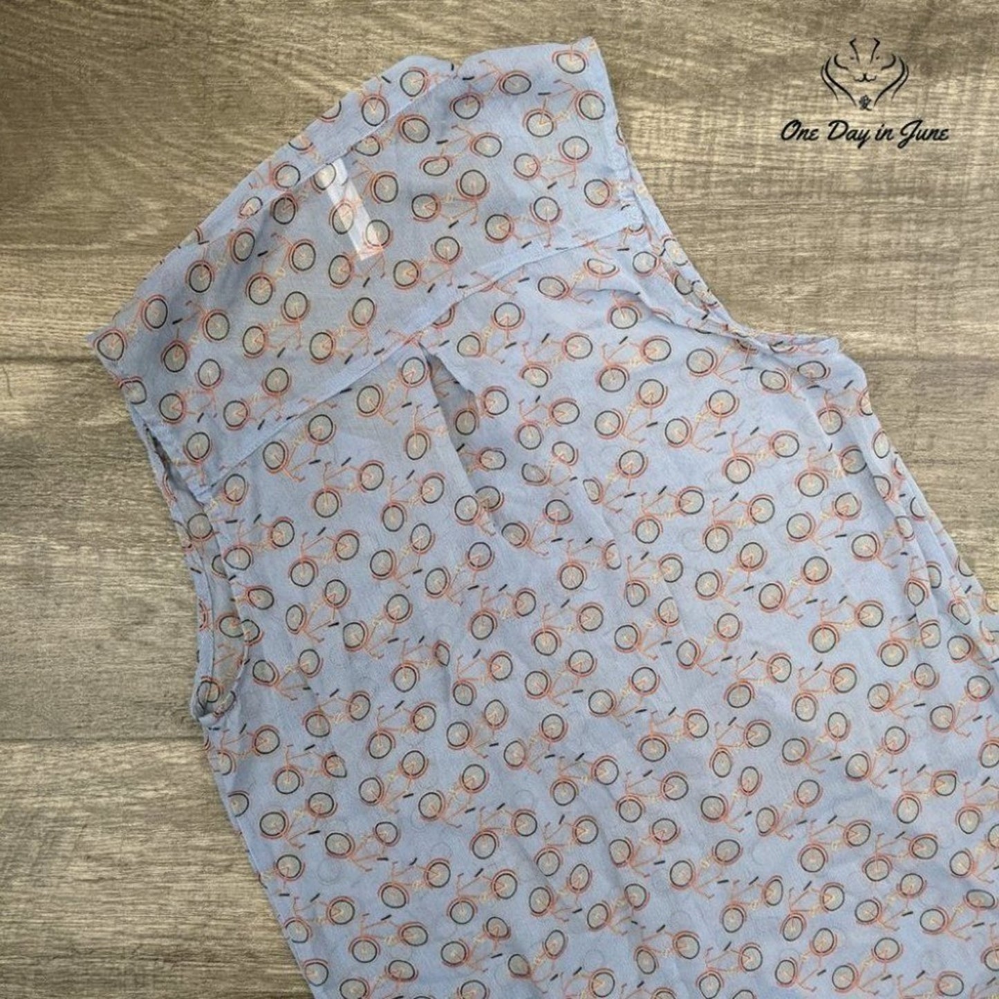 Xhilaration Sheer Bicycle Print Button Down Tank Asymetrical Hem Size SP