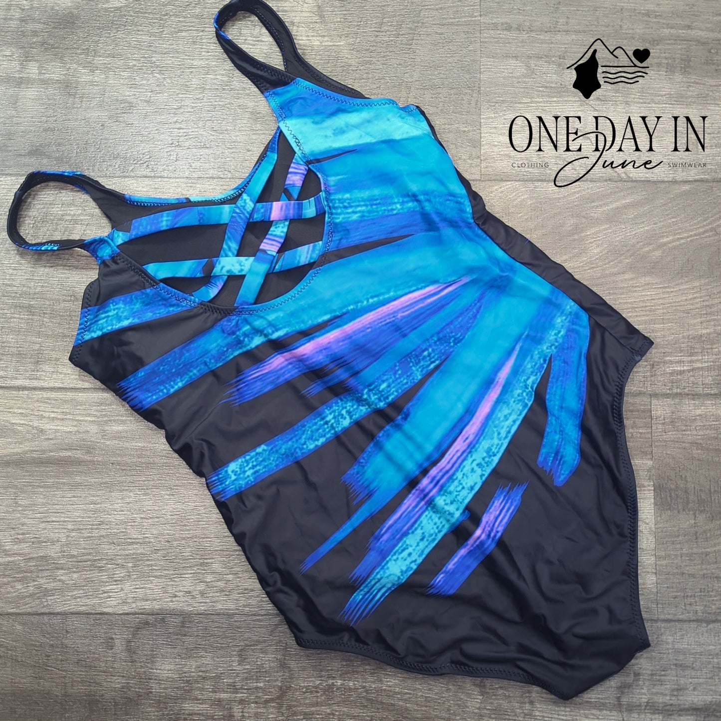 Aleumdr Cross Back One Piece Swimsuit Size L