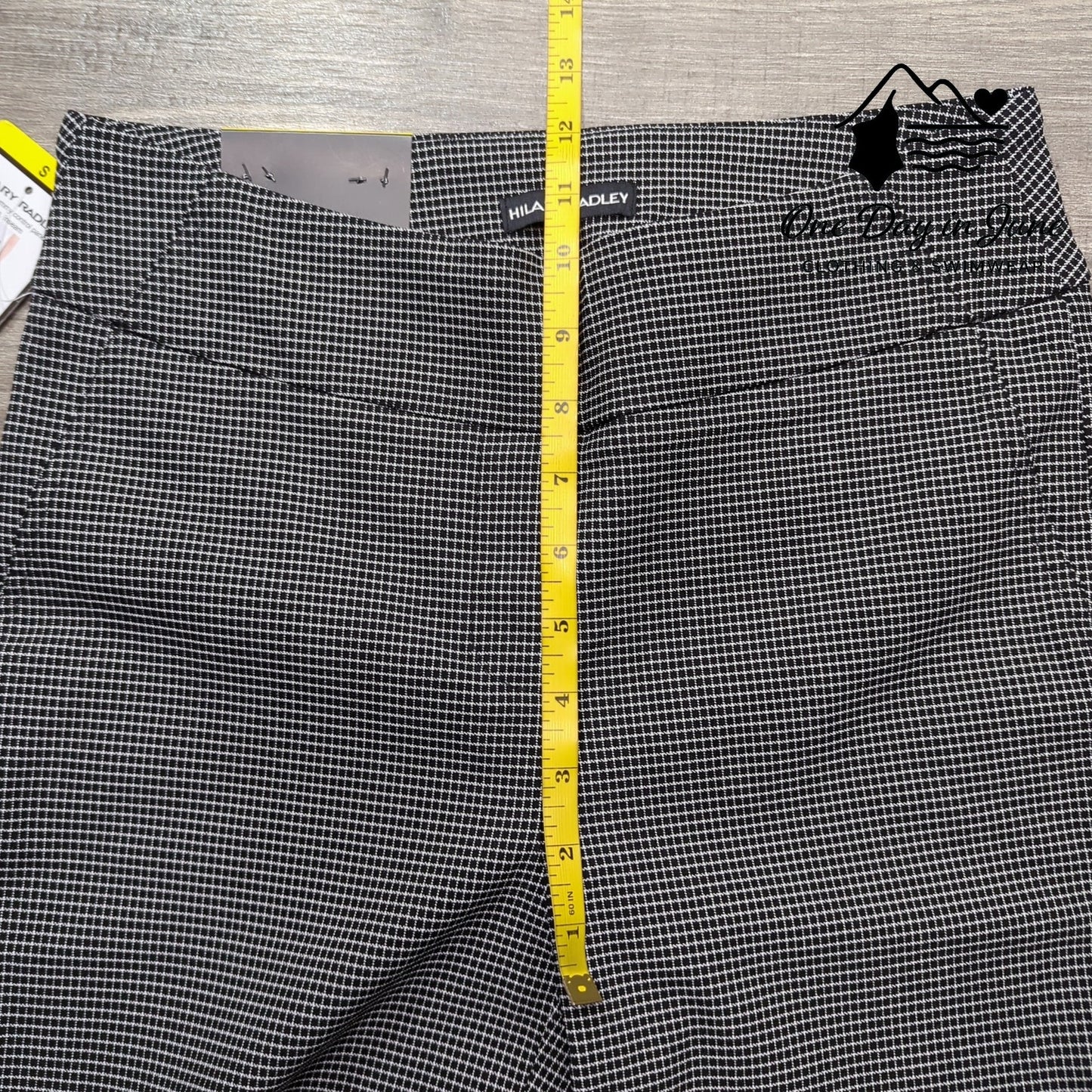 Hilary Radley Tummy Control Slim Leg Pants Size S