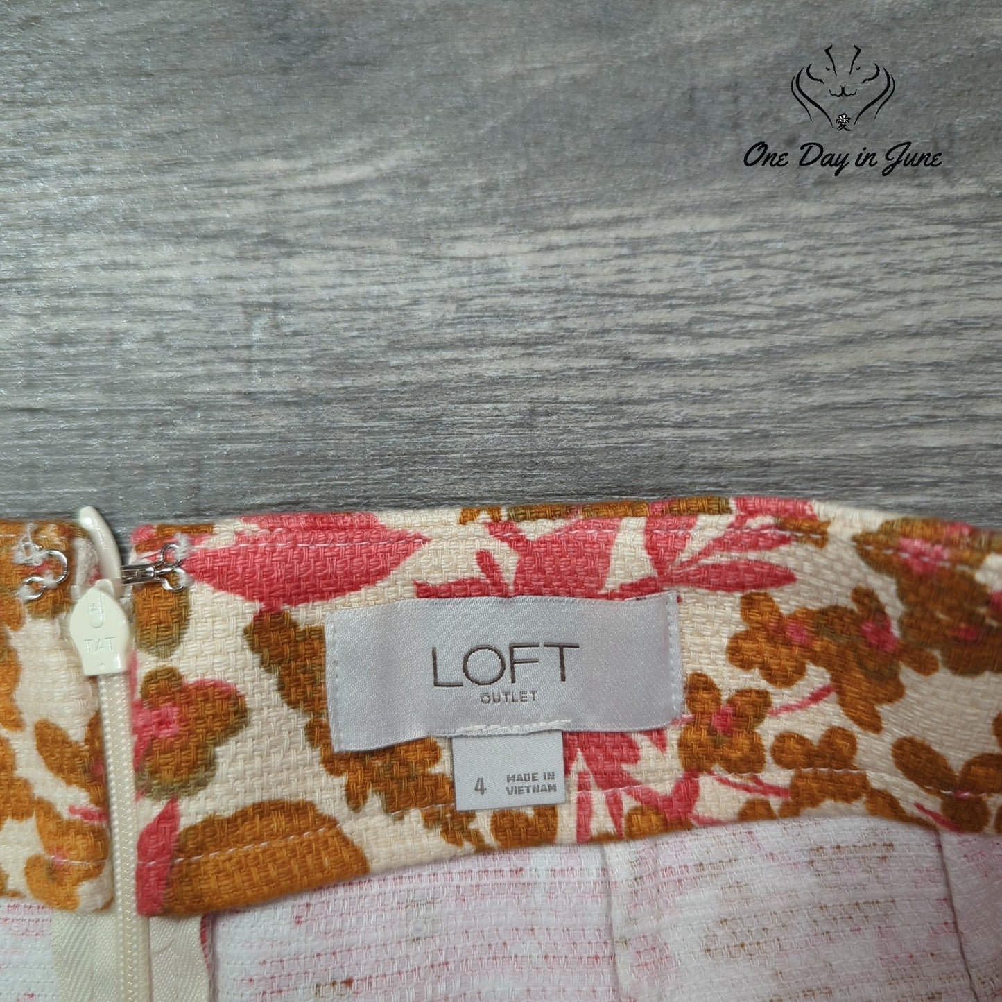 Loft Floral Mini Skirt Size 4