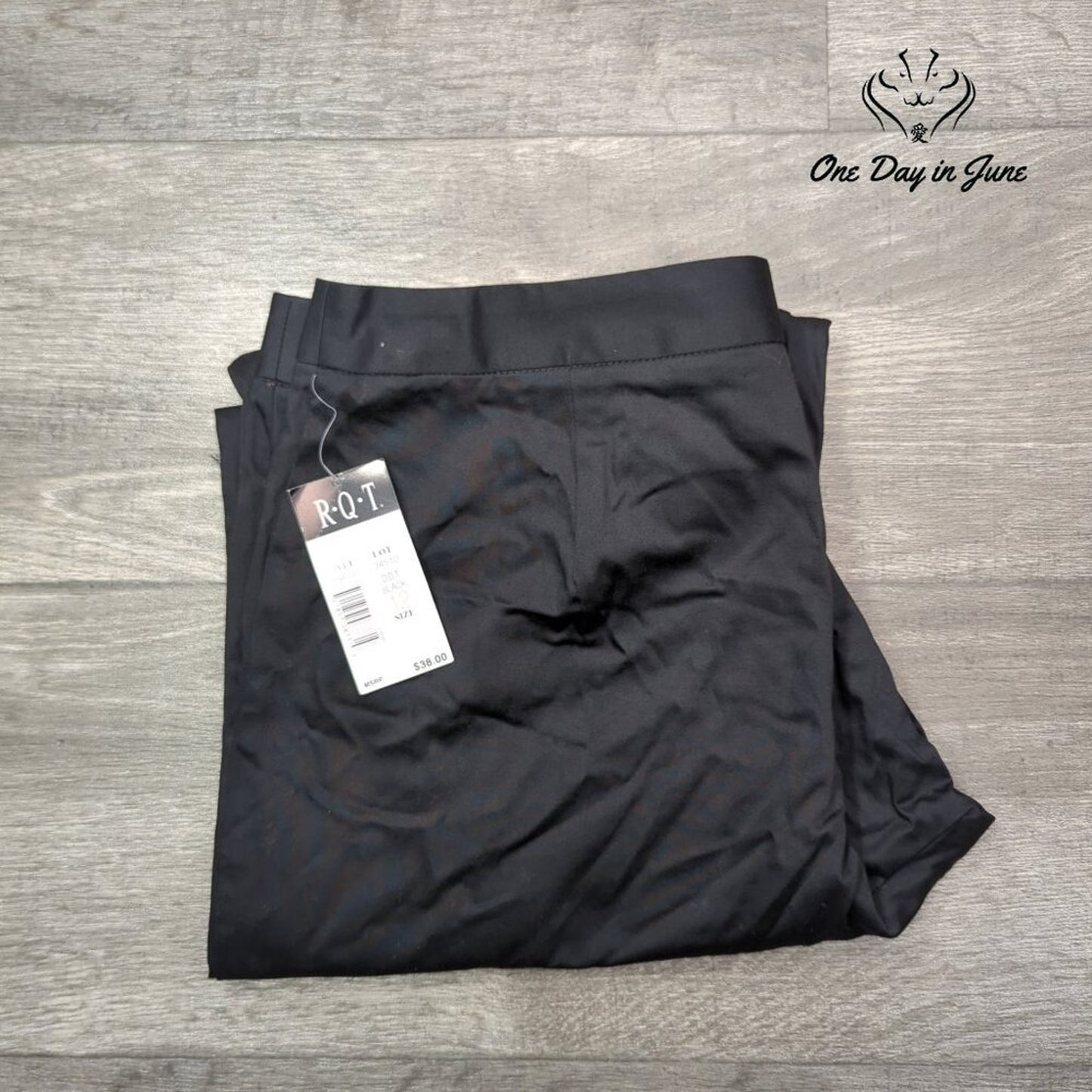 RQT This and That Cropped Embroidered Pants Size 12