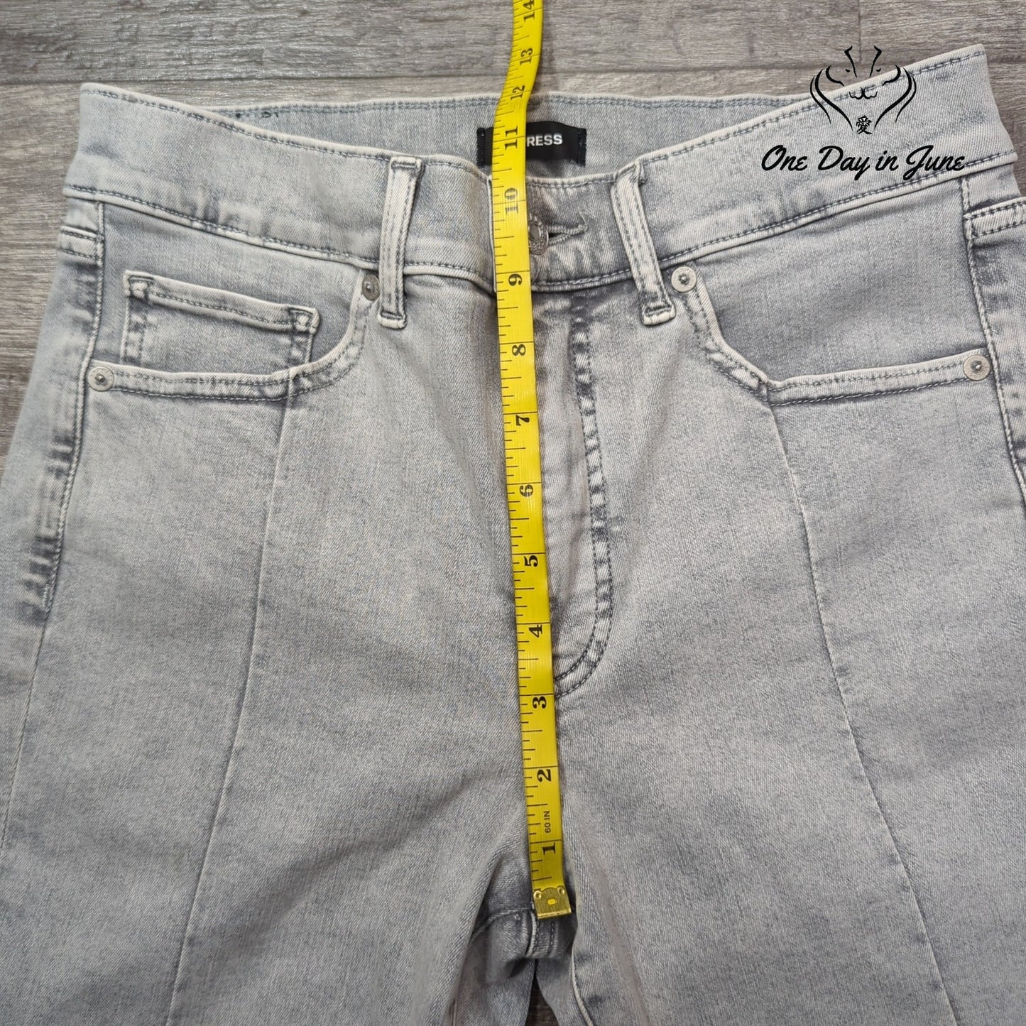 Express Mid Rise Skinny Jeans Size 8